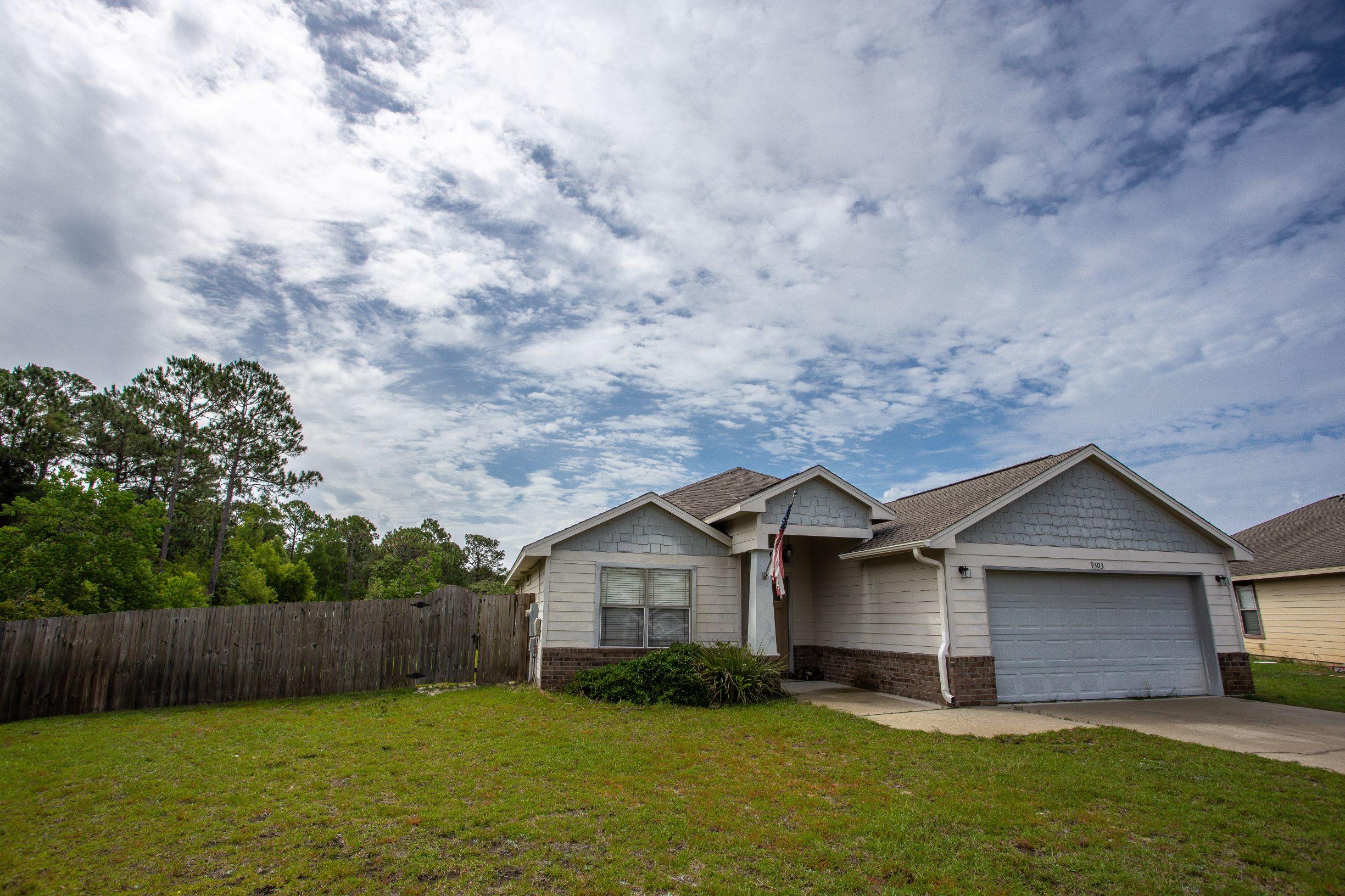 COTTAGES AT EAST RIVER - Residential