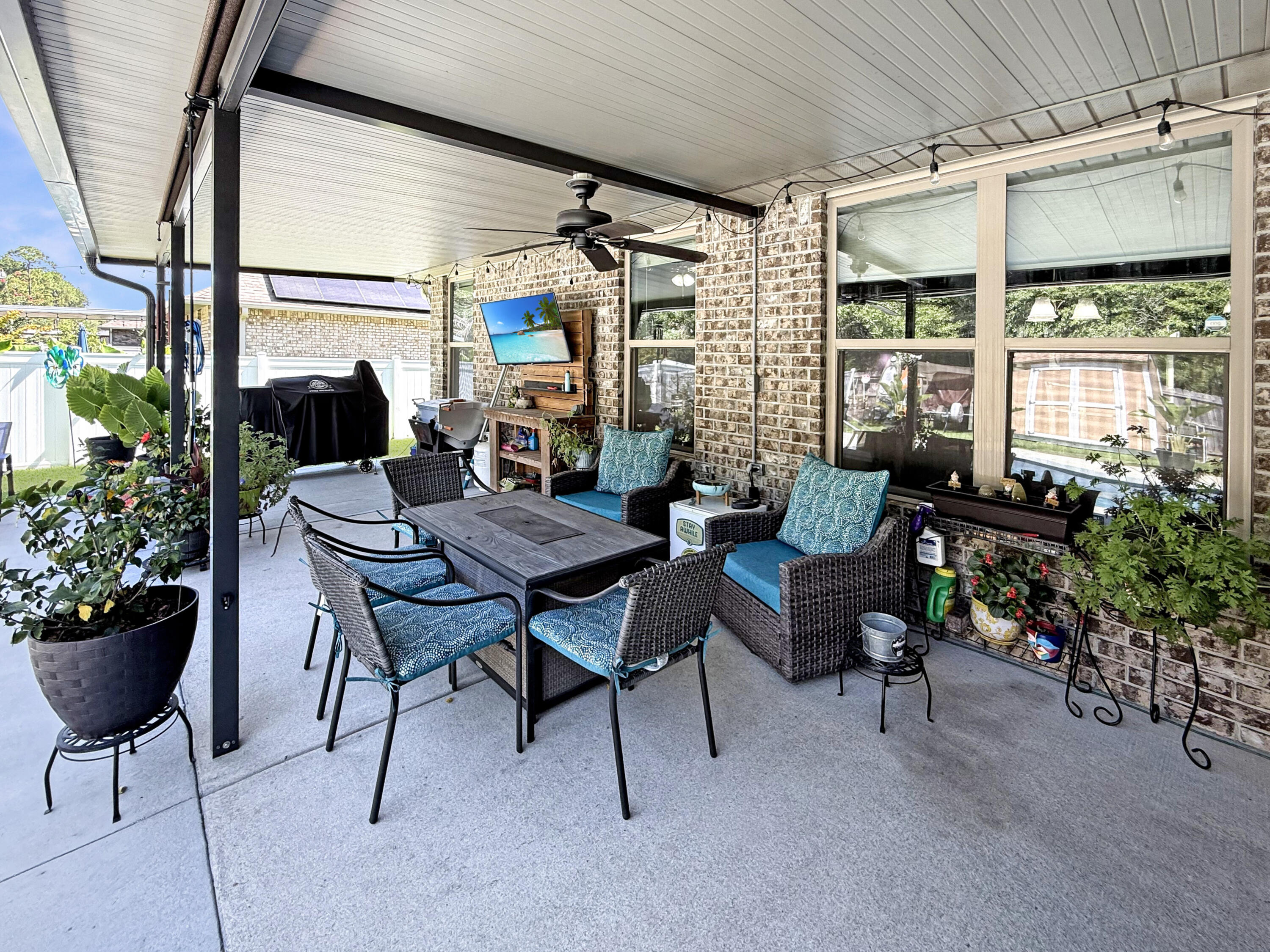 HOMEWOOD EST - Residential