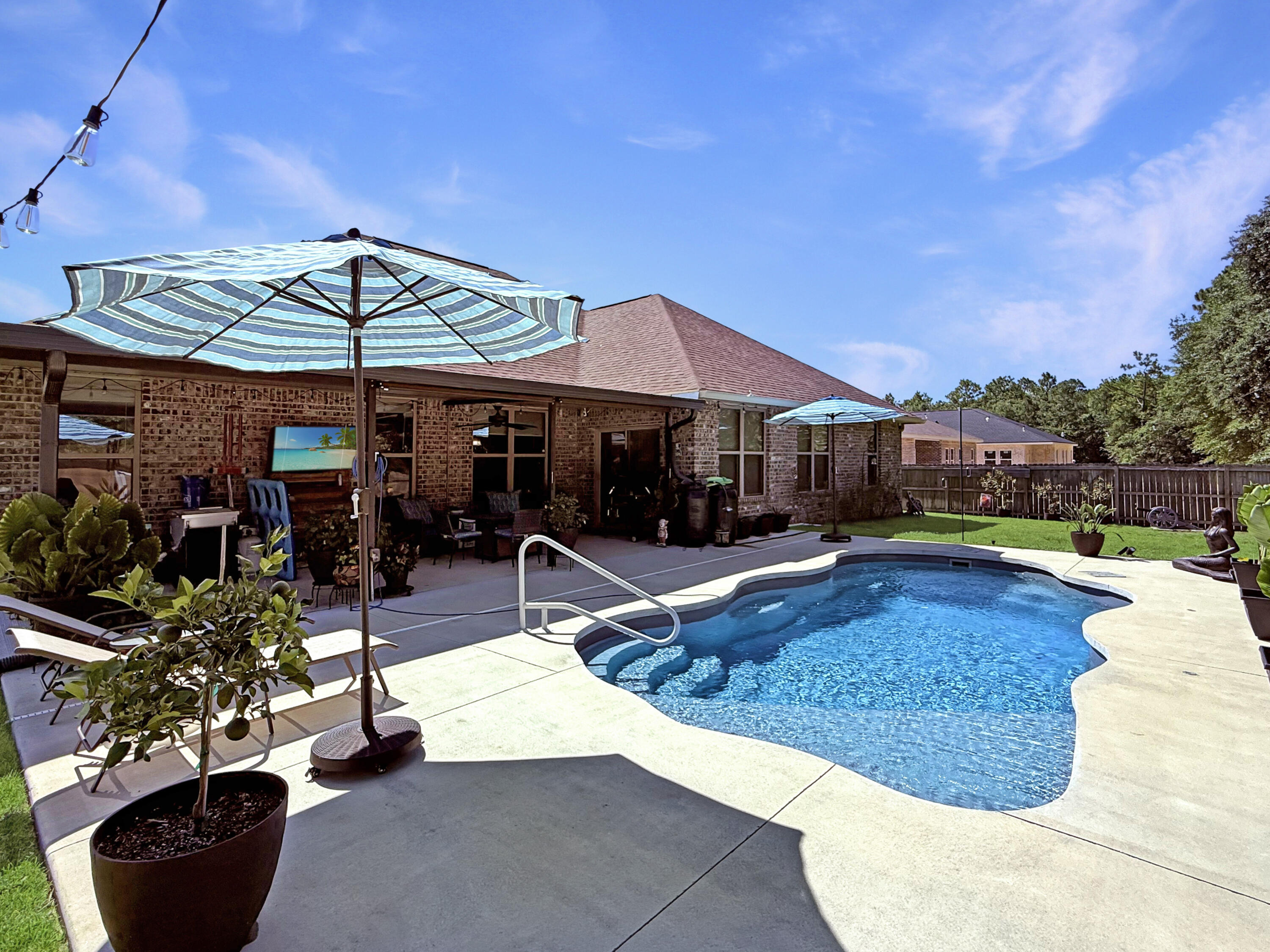 HOMEWOOD EST - Residential
