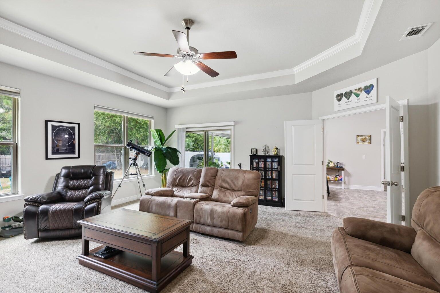HOMEWOOD EST - Residential