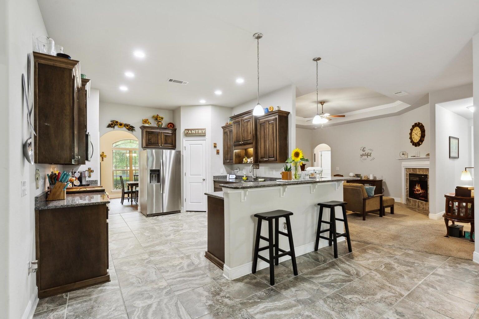 HOMEWOOD EST - Residential