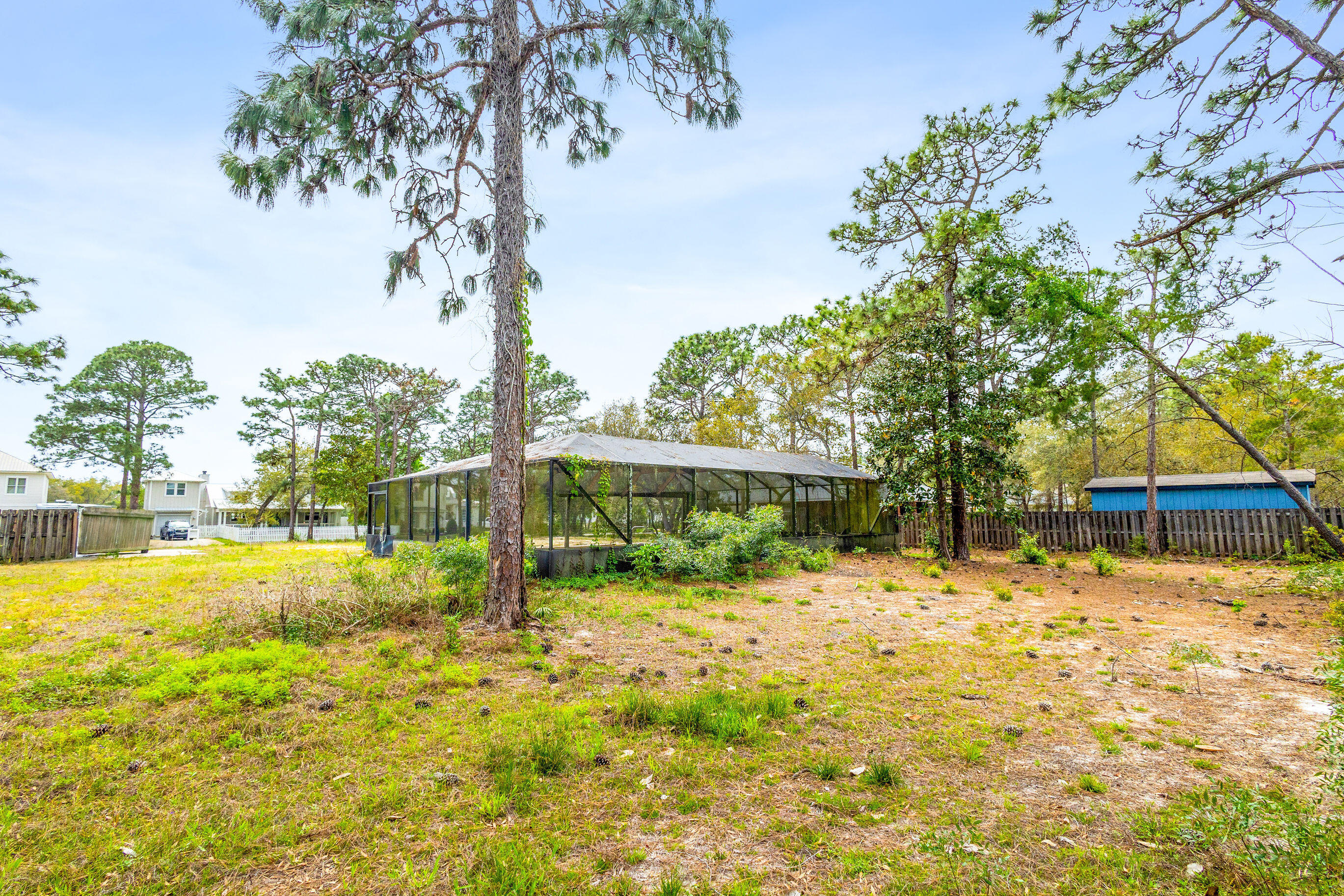 DRIFTWOOD ESTATES - Land