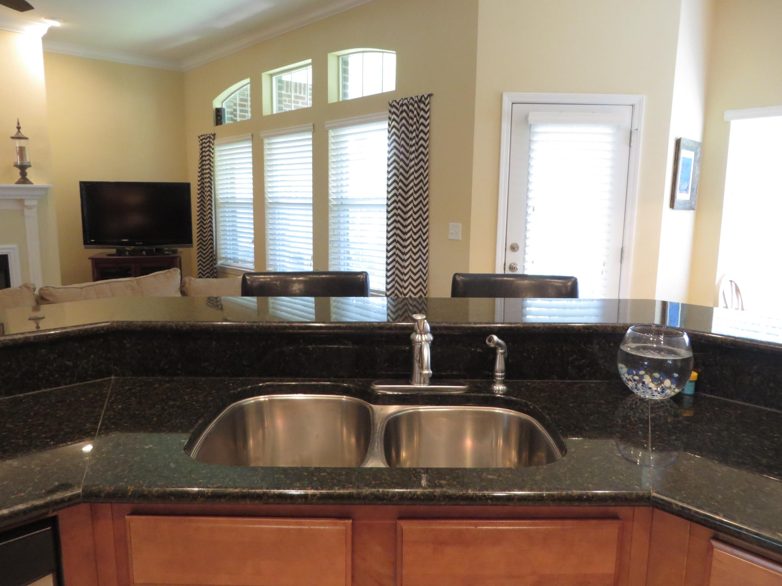 BAYSHORE PLACE - Residential