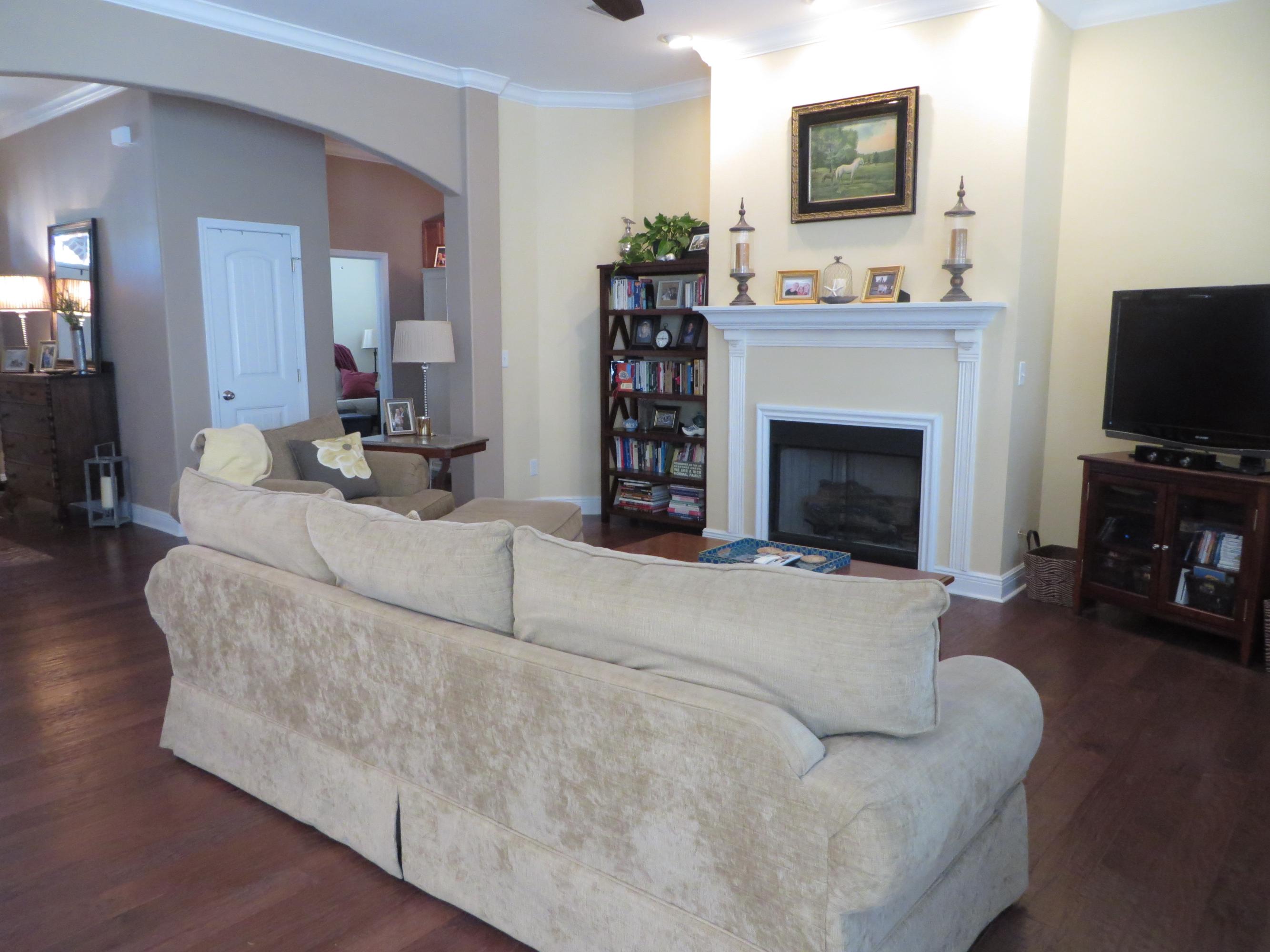 BAYSHORE PLACE - Residential