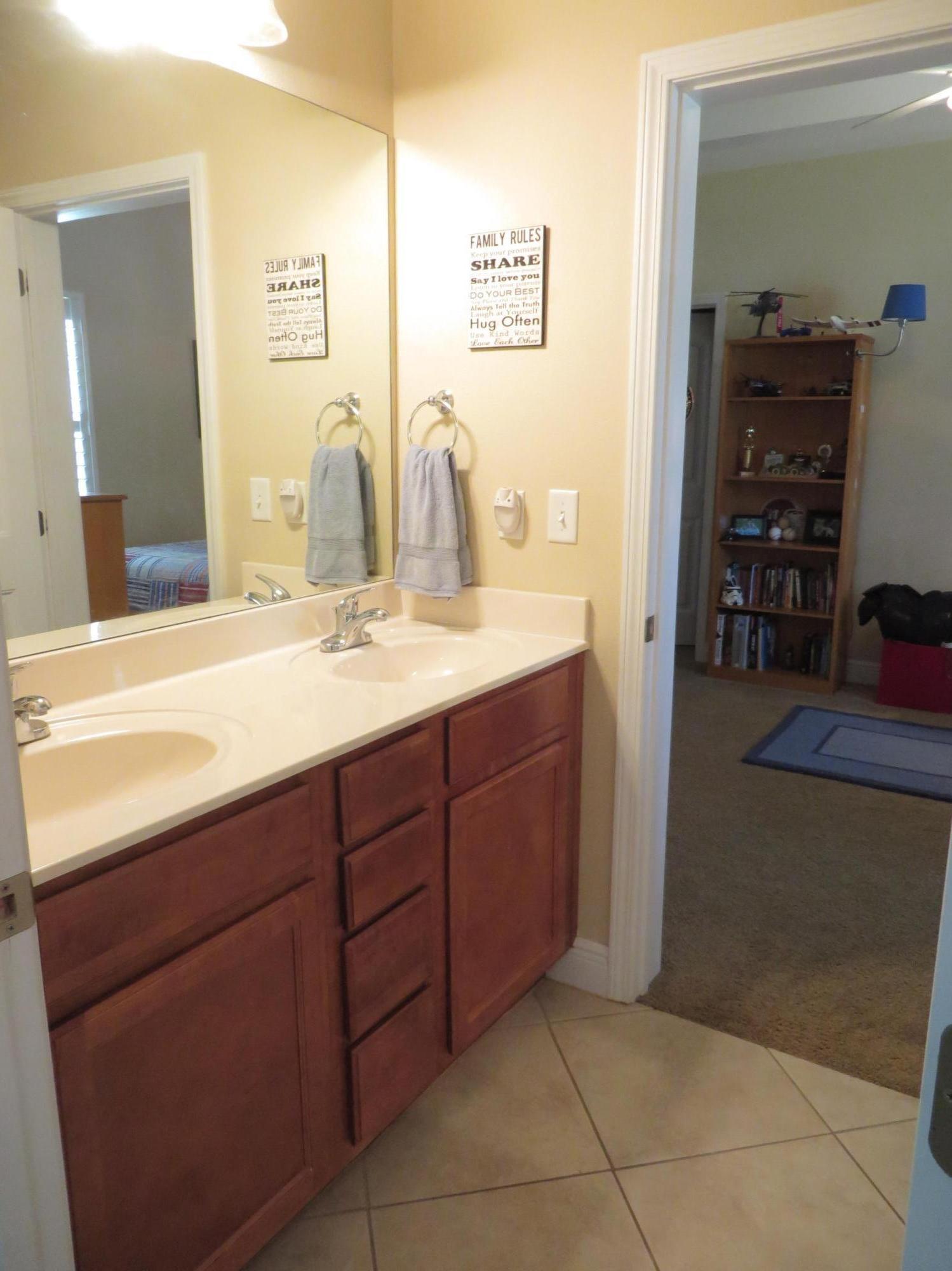 BAYSHORE PLACE - Residential