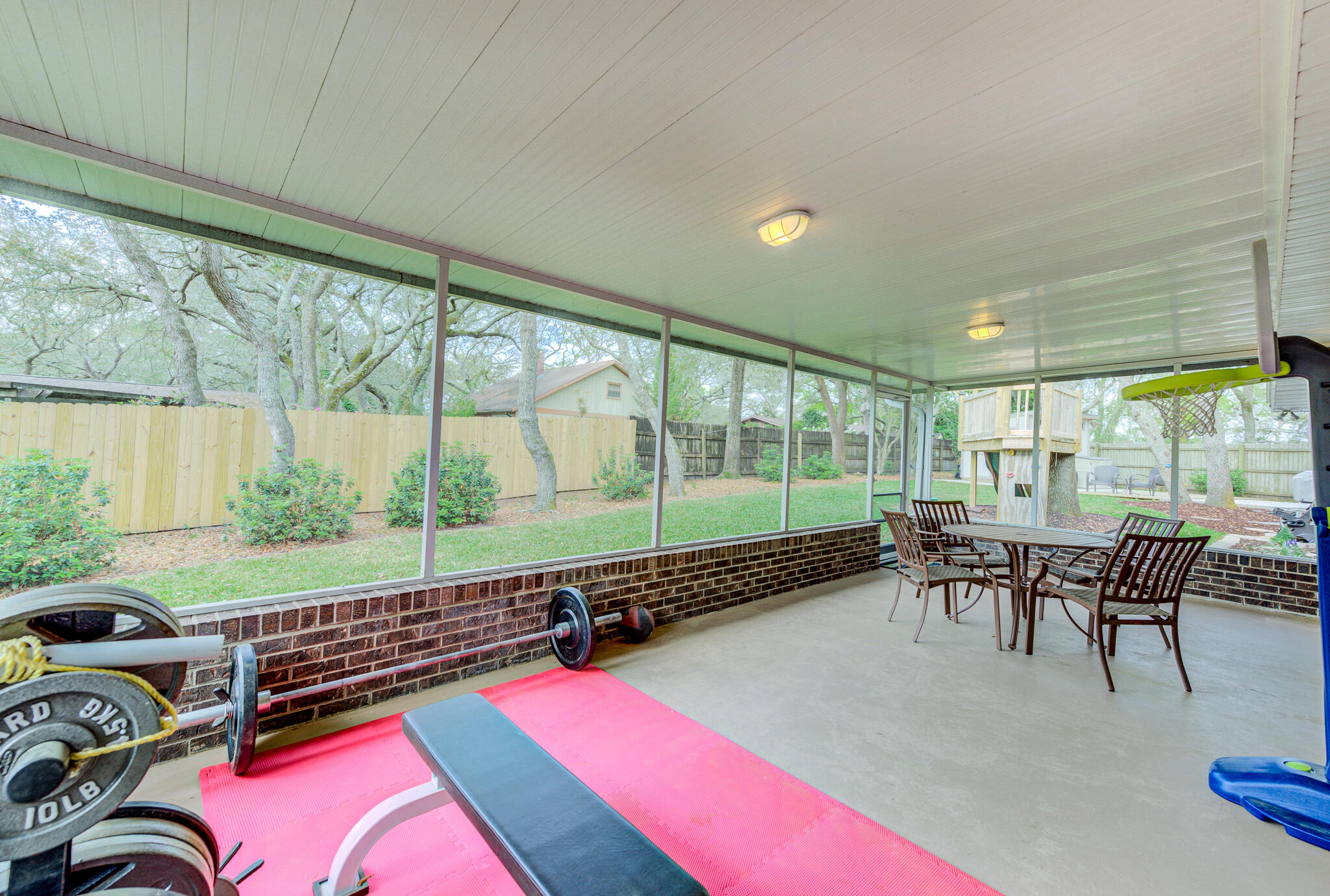 BERKSHIRE WOODS - Residential