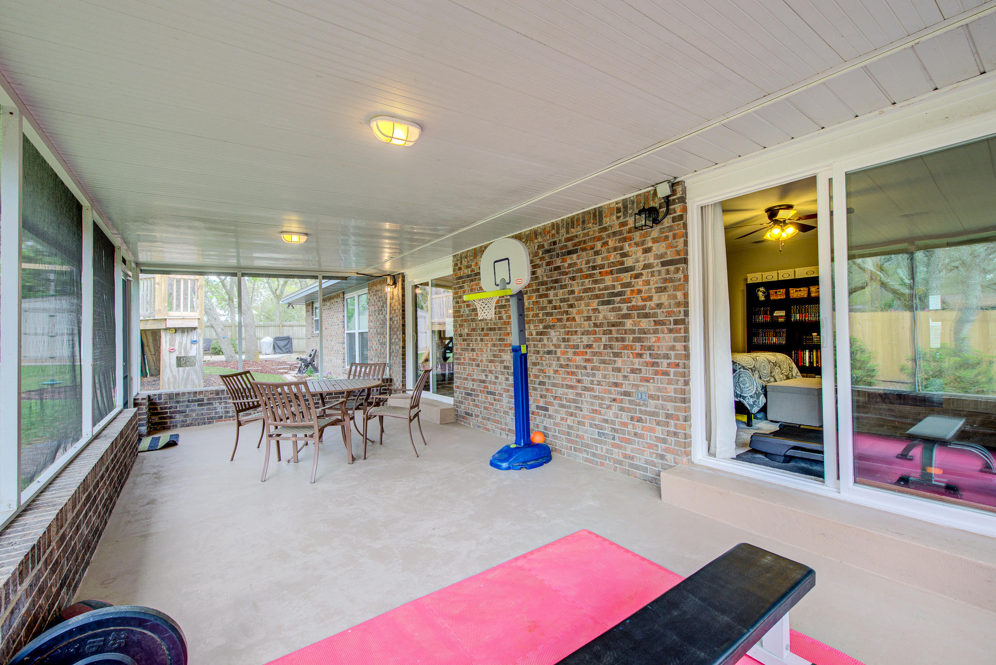 BERKSHIRE WOODS - Residential