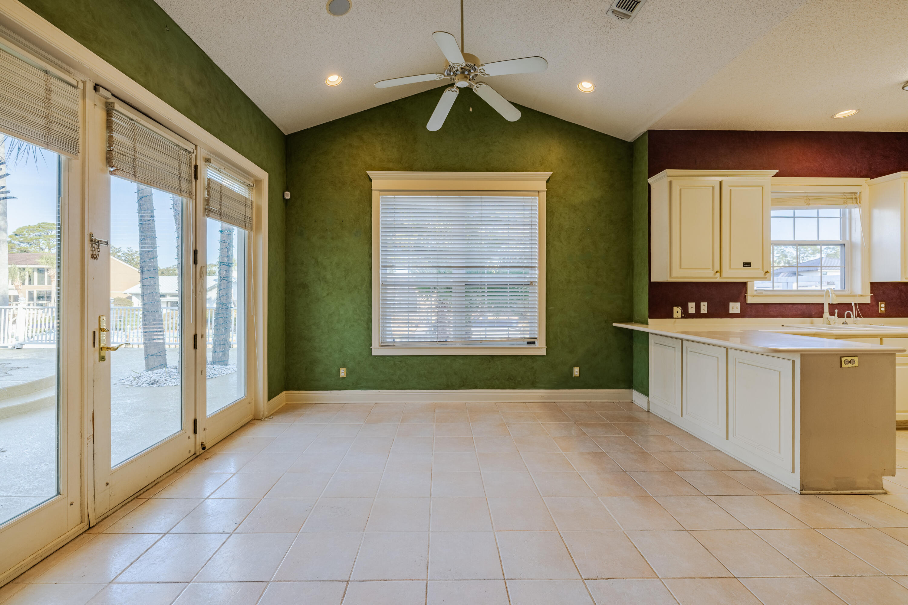 BAY POINT UNIT 1 - Residential