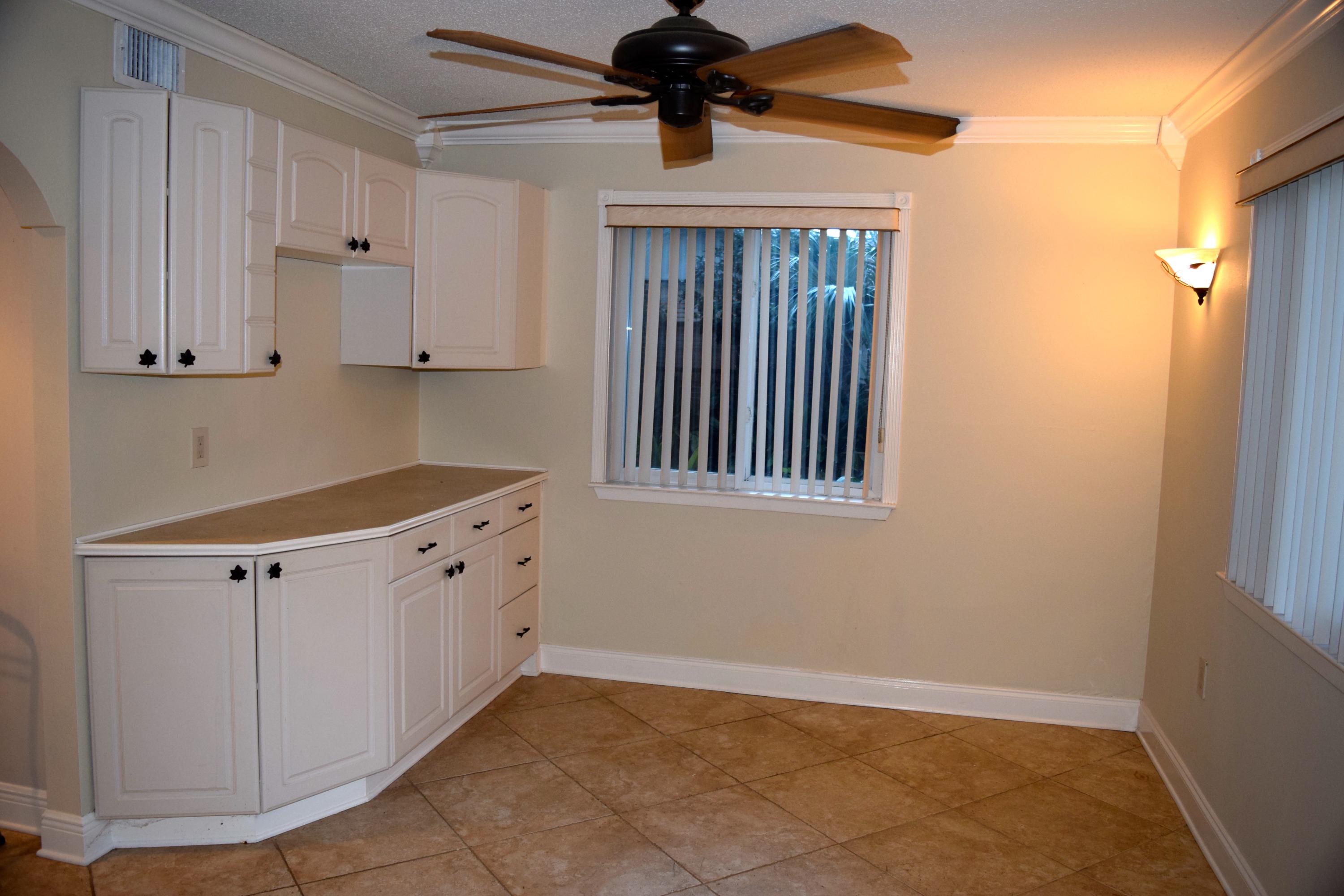 LAKE LORRAINE ESTATES 1 - Residential