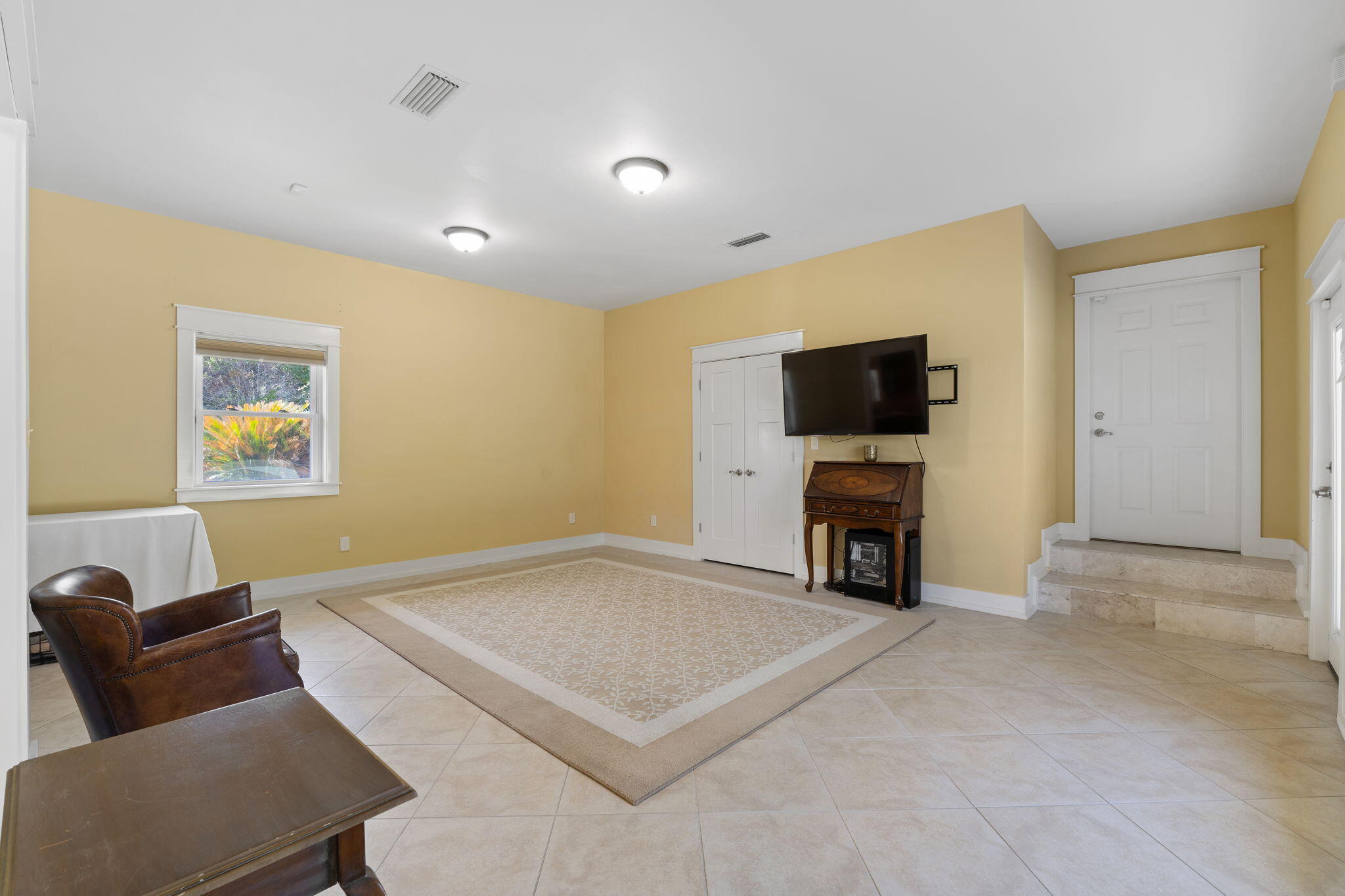 WYNNEHAVEN BEACH ESTATES - Residential