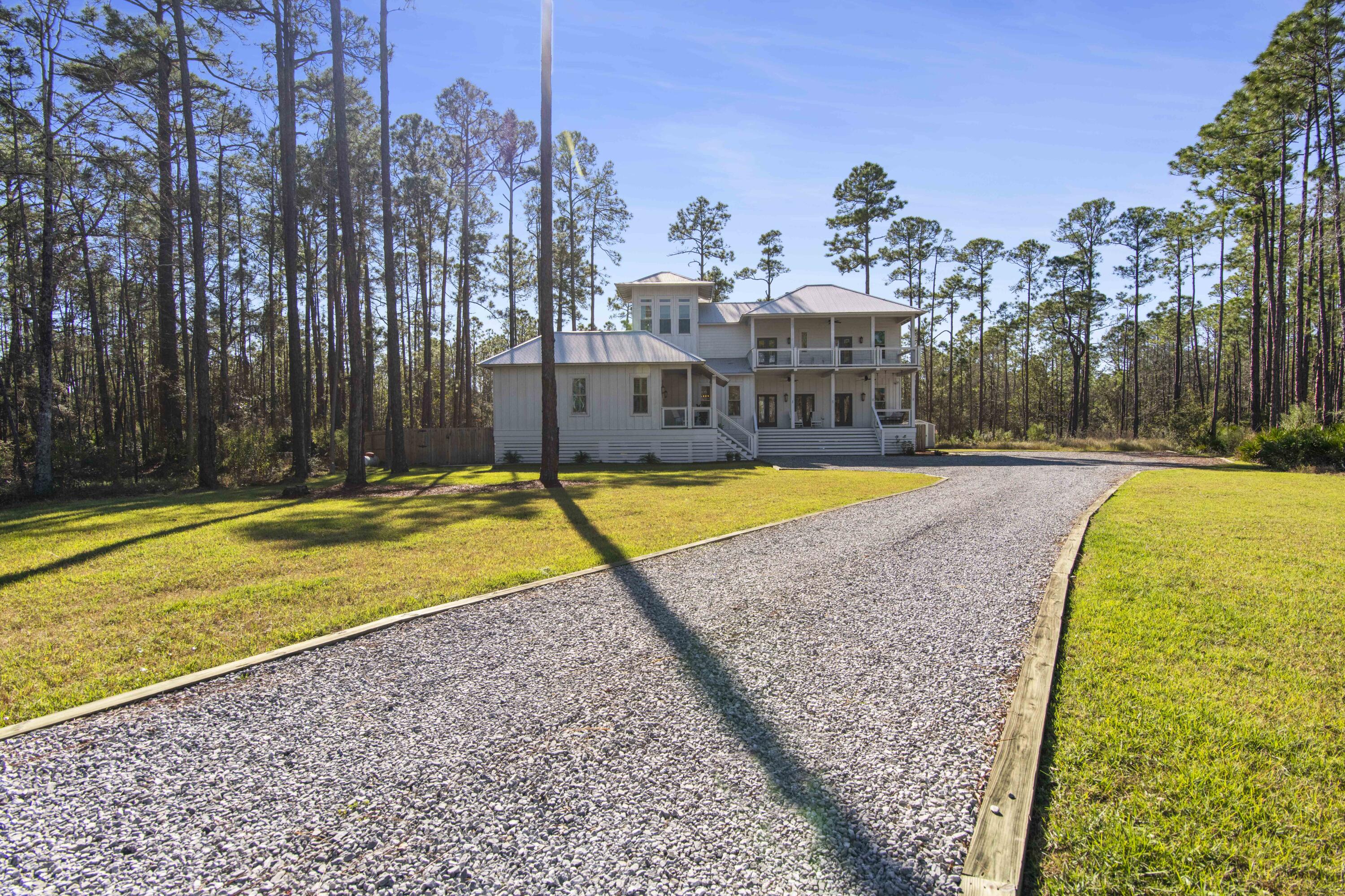 WHISPERING PINES - Residential