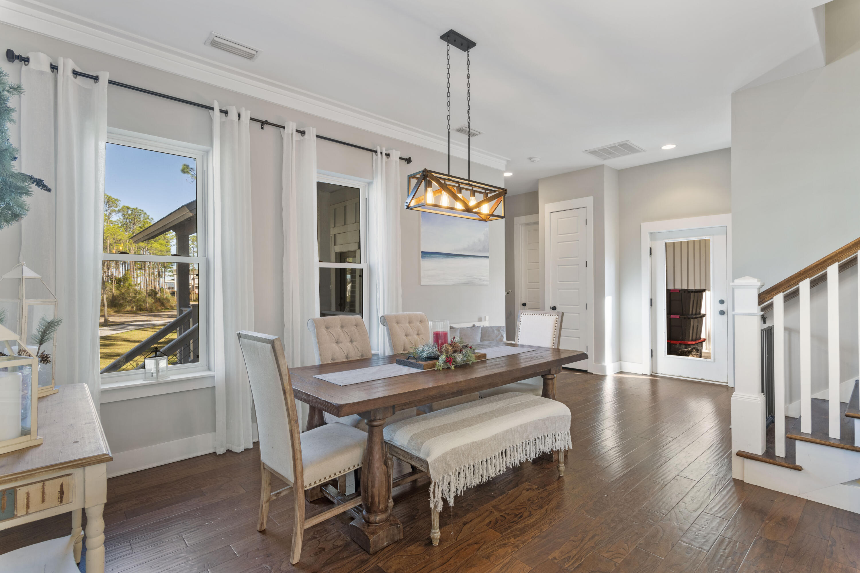 WHISPERING PINES - Residential