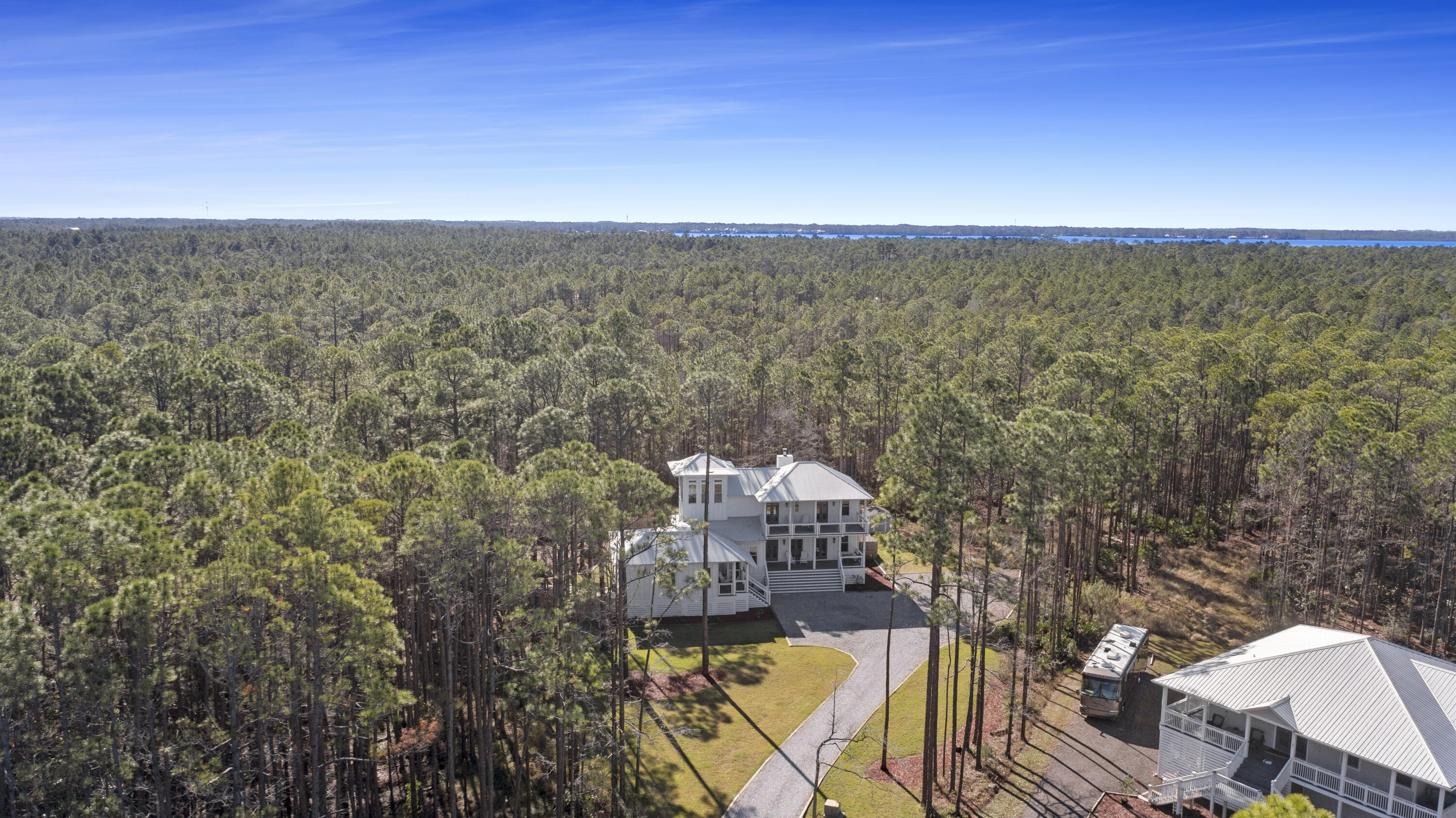 WHISPERING PINES - Residential