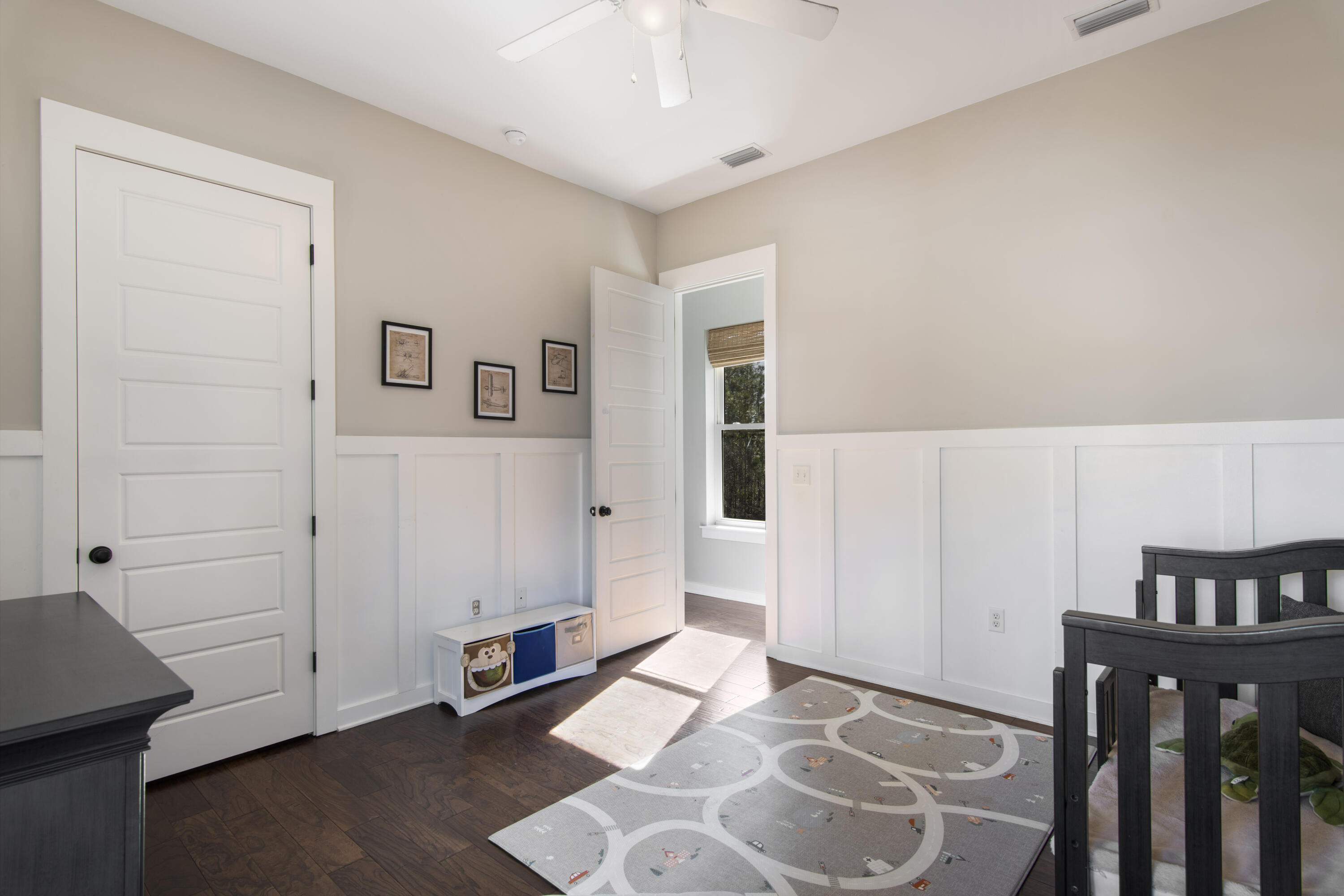 WHISPERING PINES - Residential