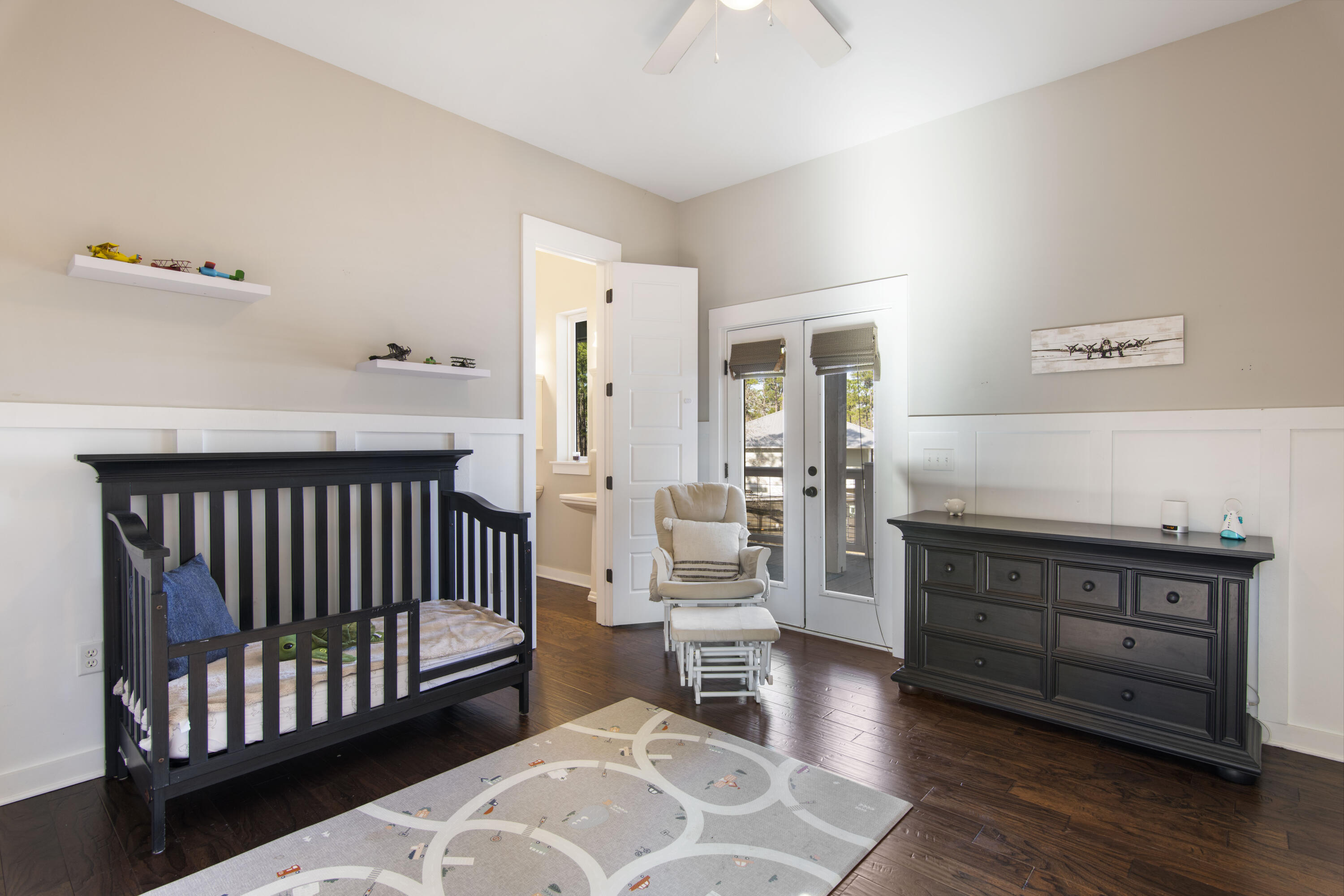 WHISPERING PINES - Residential