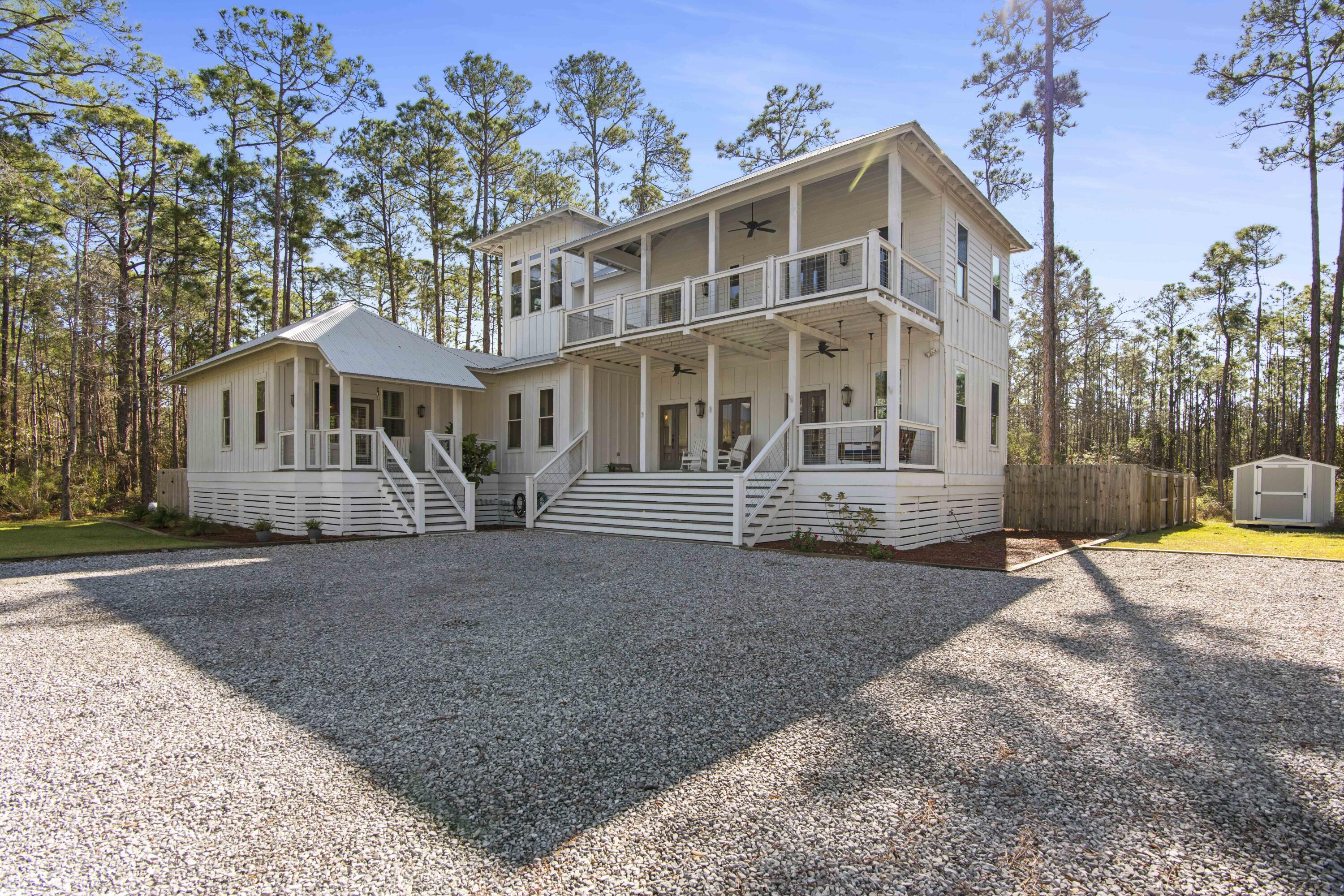 WHISPERING PINES - Residential
