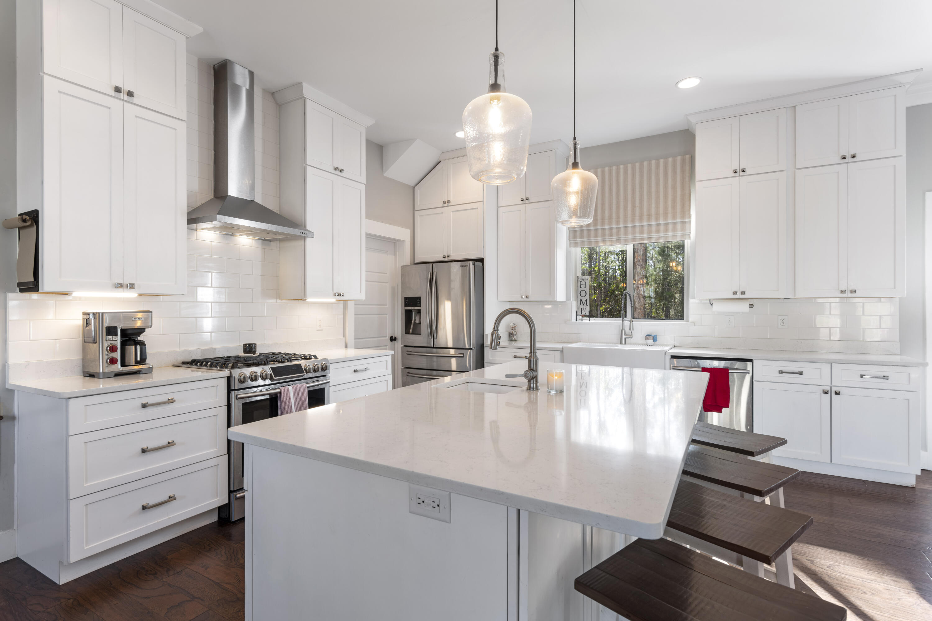 WHISPERING PINES - Residential