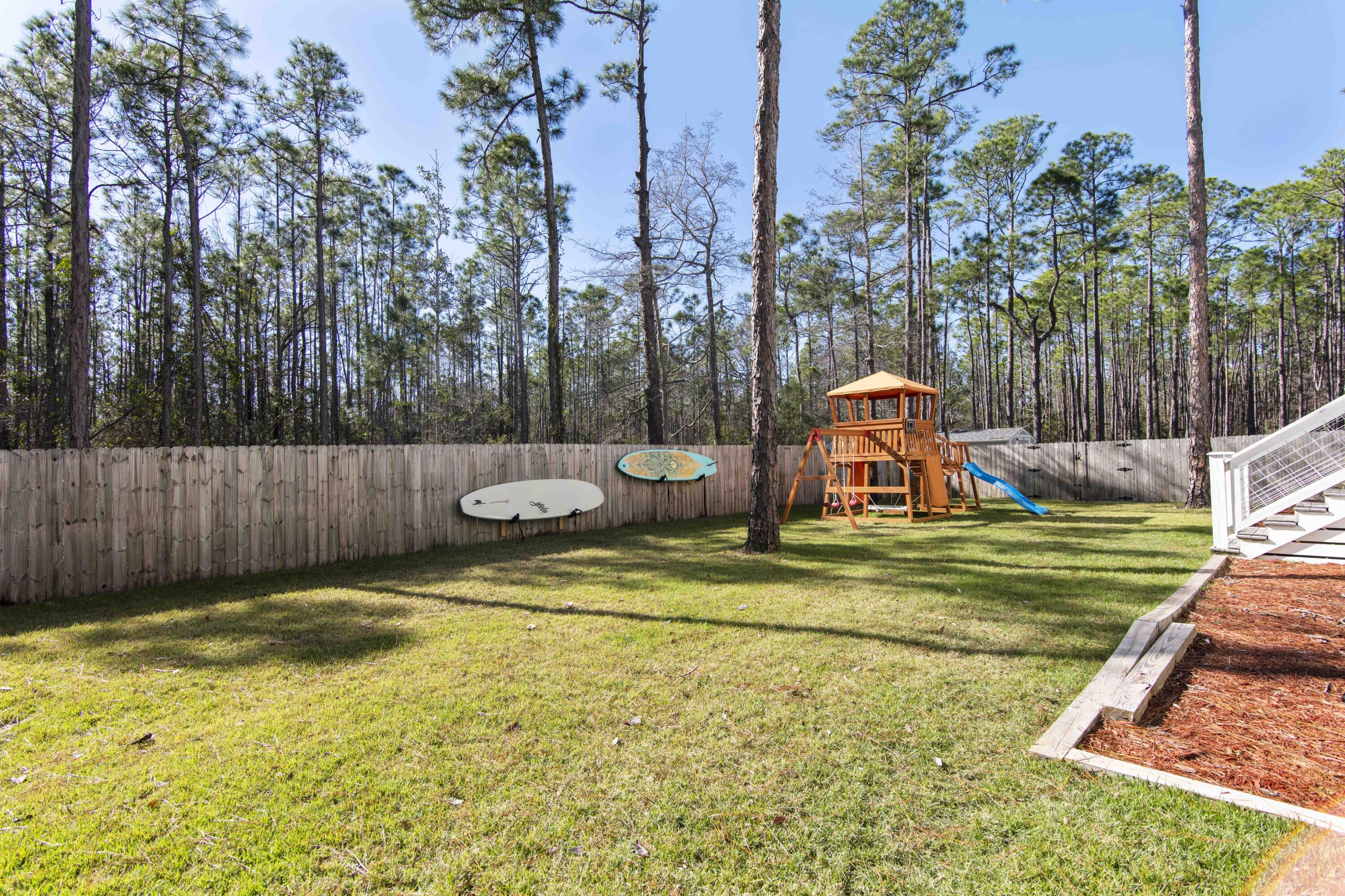 WHISPERING PINES - Residential