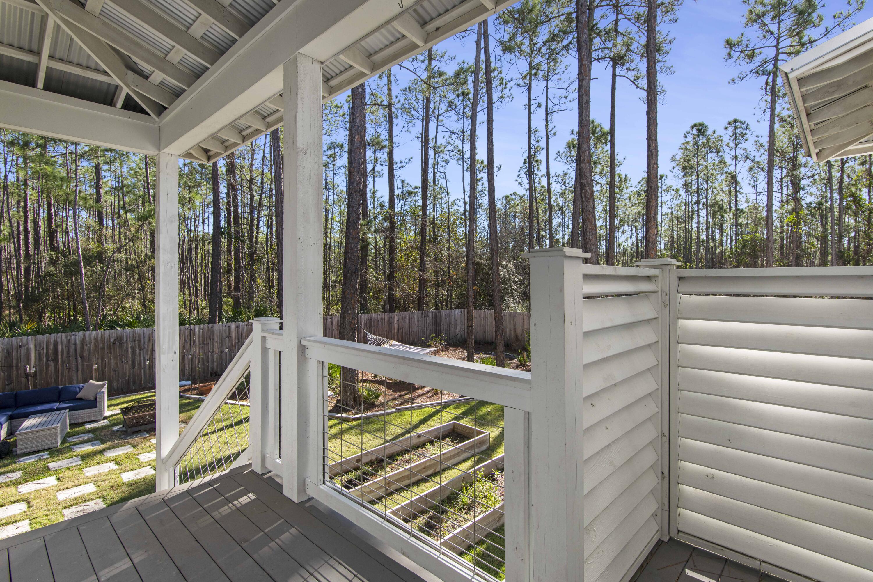 WHISPERING PINES - Residential
