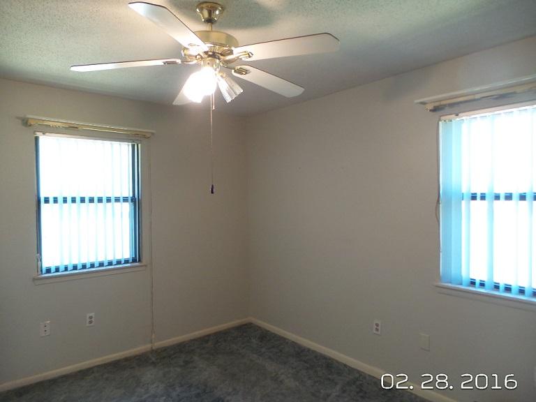 PORT DIXIE - Residential Lease