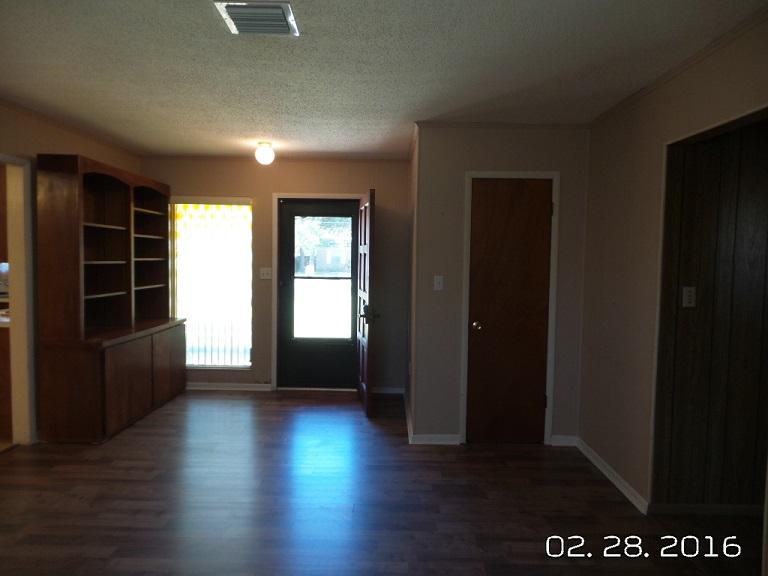 PORT DIXIE - Residential Lease
