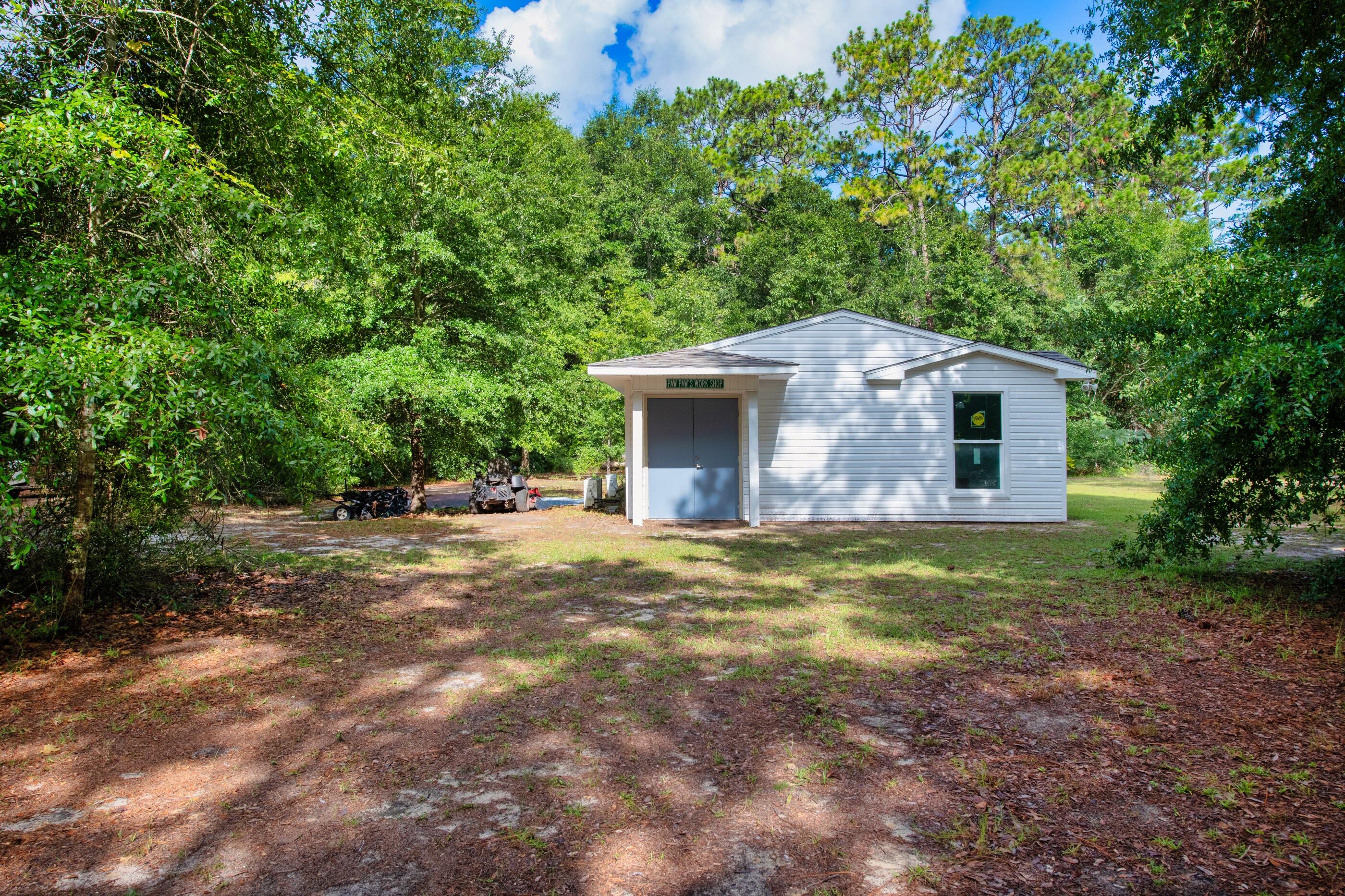 NO RECORDED SUBDIVISION - Residential