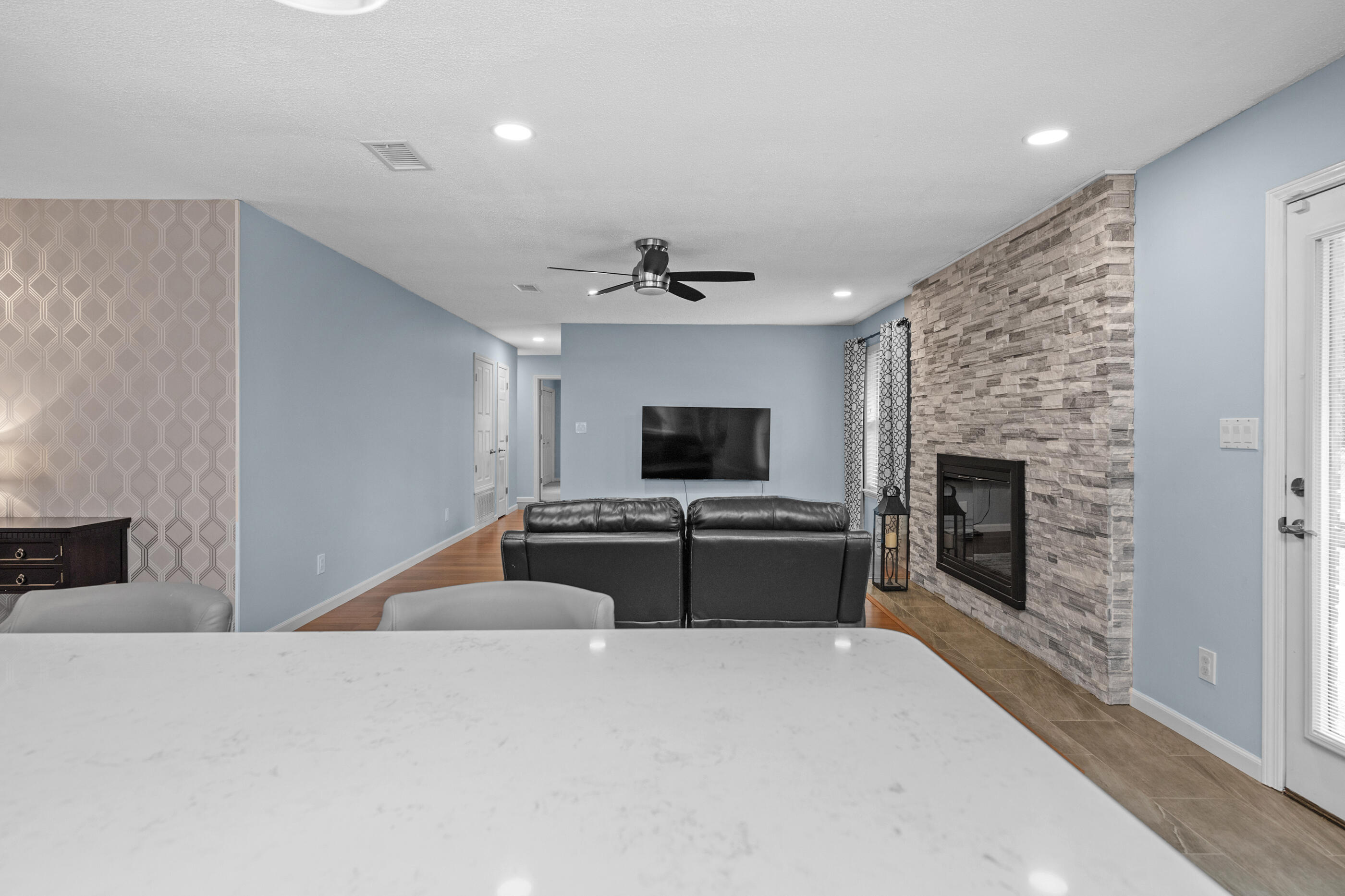 NO RECORDED SUBDIVISION - Residential