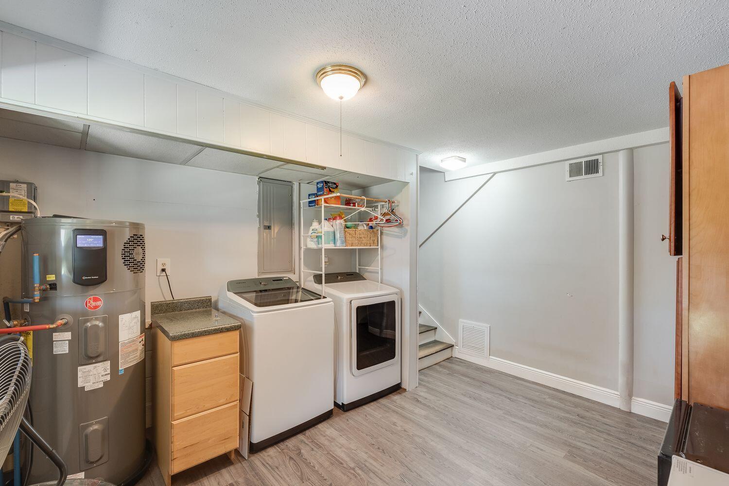 EASTWOOD 6TH ADDN - Residential