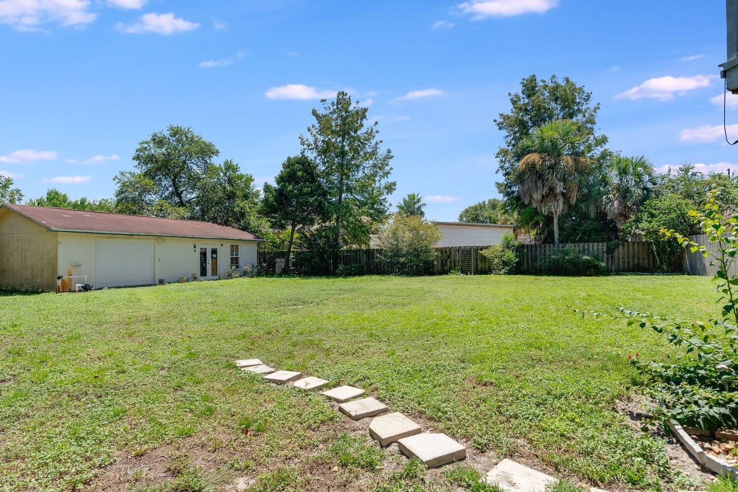 EASTWOOD 6TH ADDN - Residential