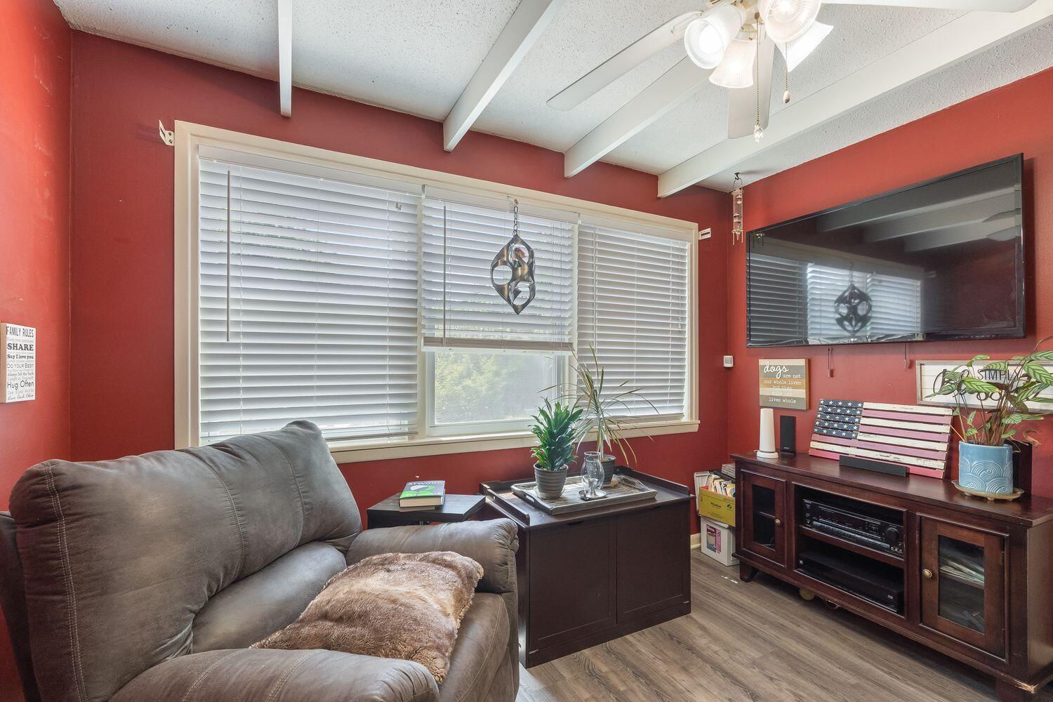 EASTWOOD 6TH ADDN - Residential