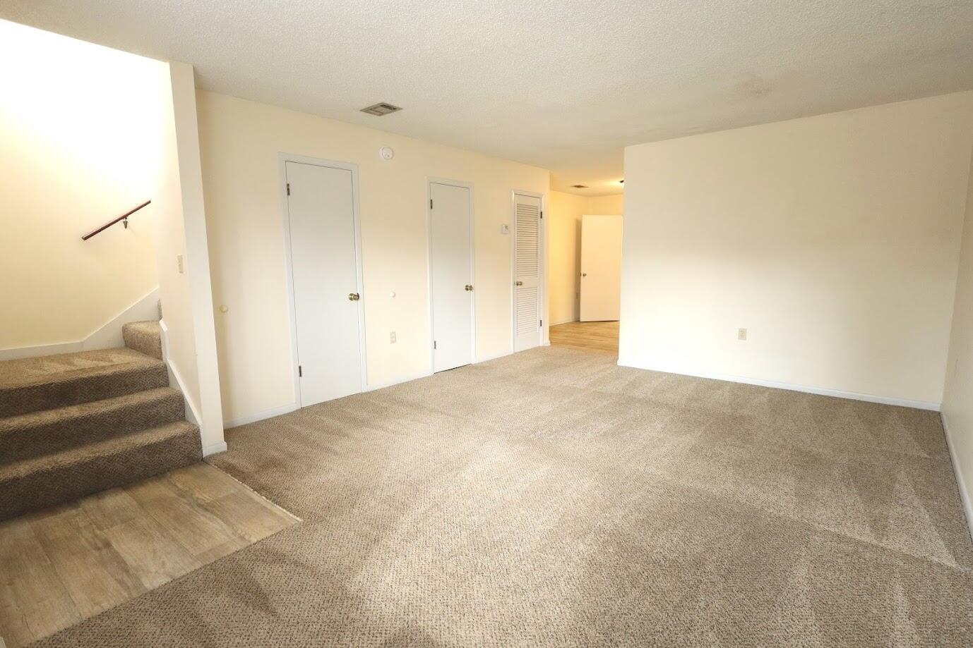 LIVEOAK S/D - Residential Lease