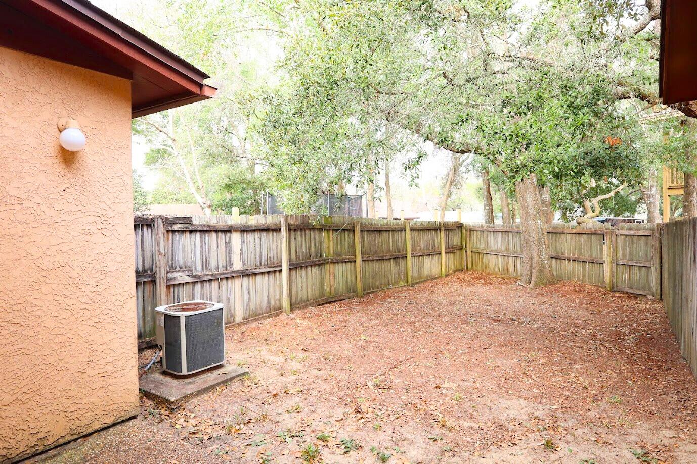 LIVEOAK S/D - Residential Lease