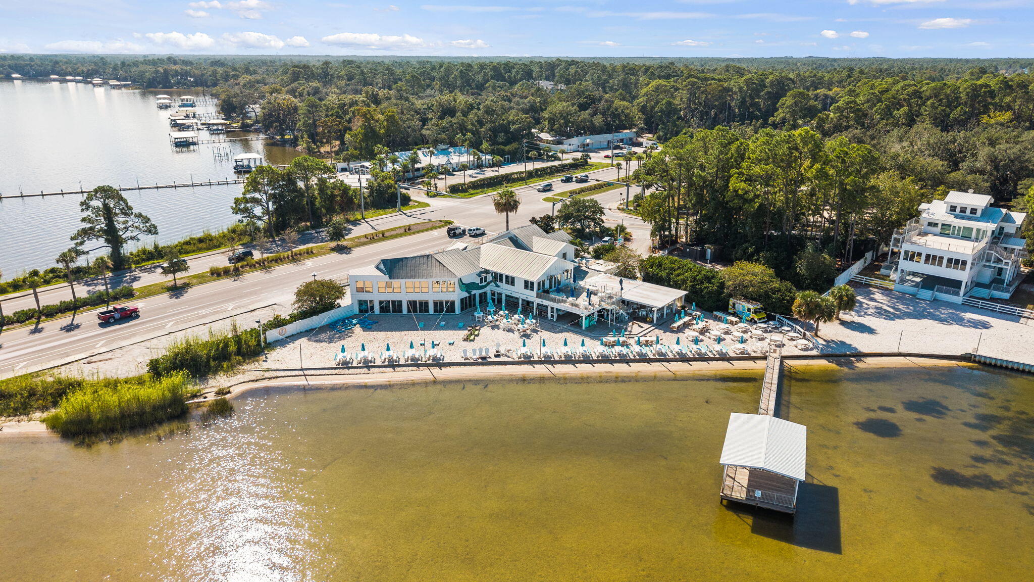 NO RECORDED SUBDIVISION - Land