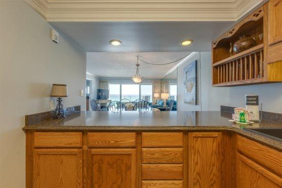 BEACH HOUSE CONDO PH 1 - Residential Lease