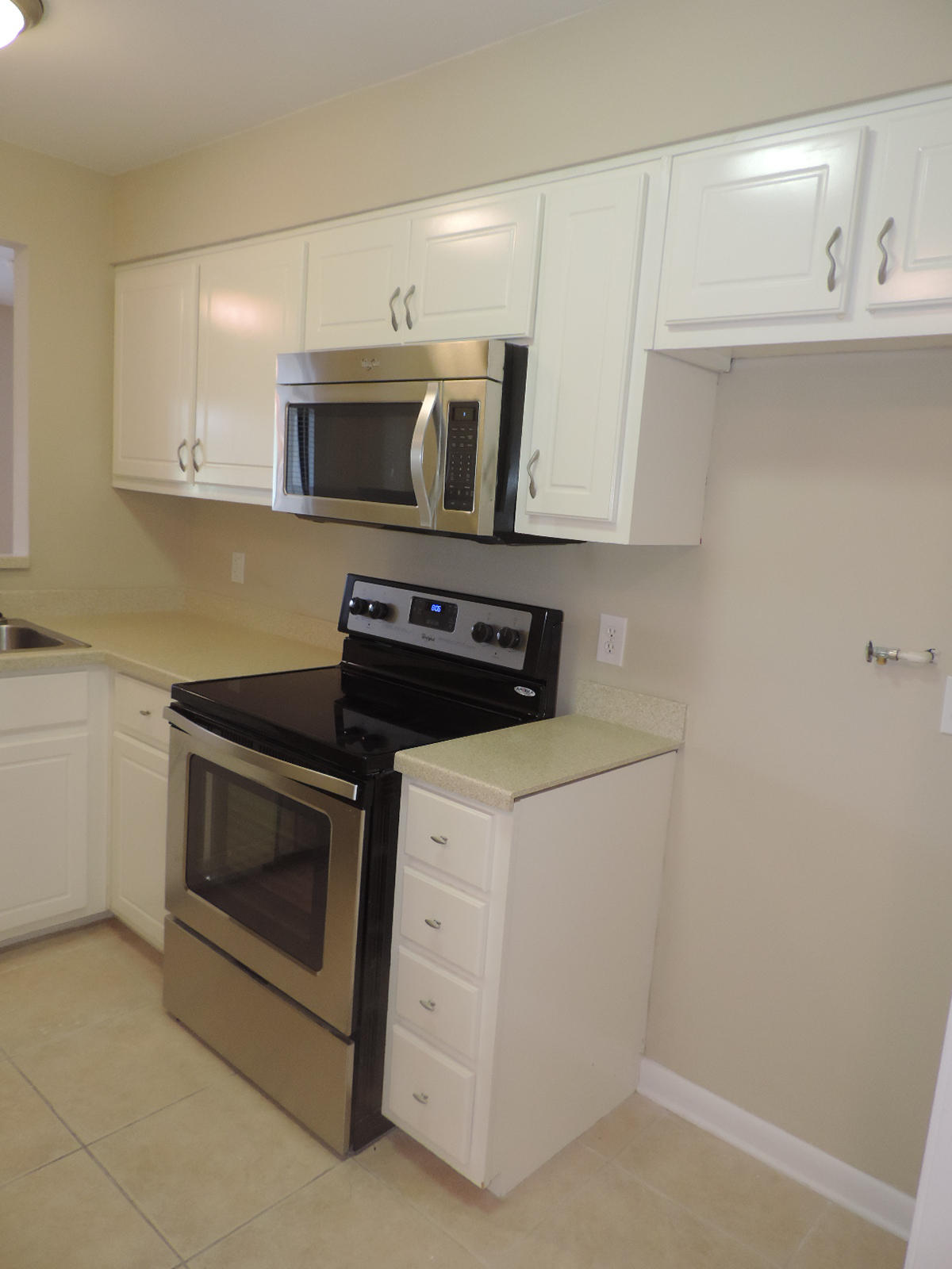 Sandpiper Village Condo - Residential