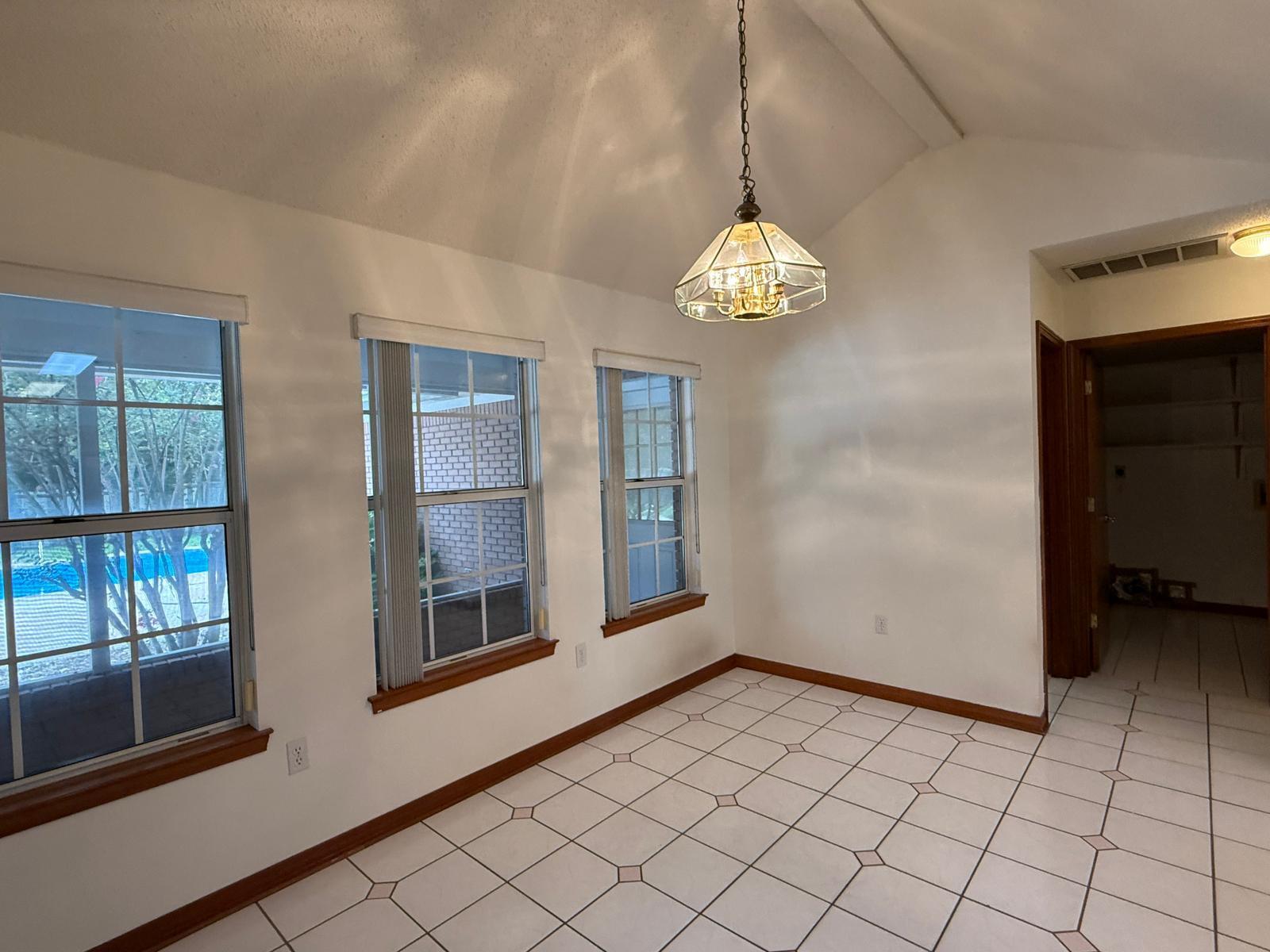 SOUTHMINSTER VILLAGE - Residential Lease