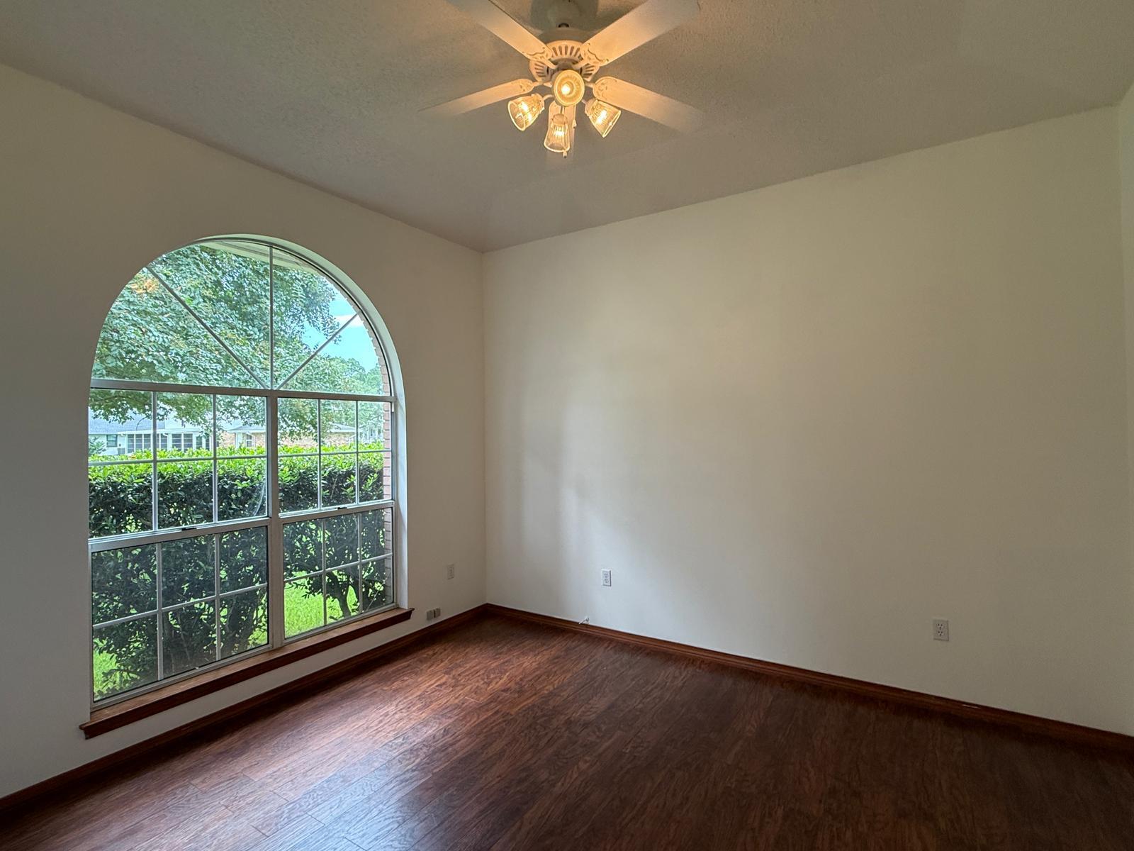 SOUTHMINSTER VILLAGE - Residential Lease