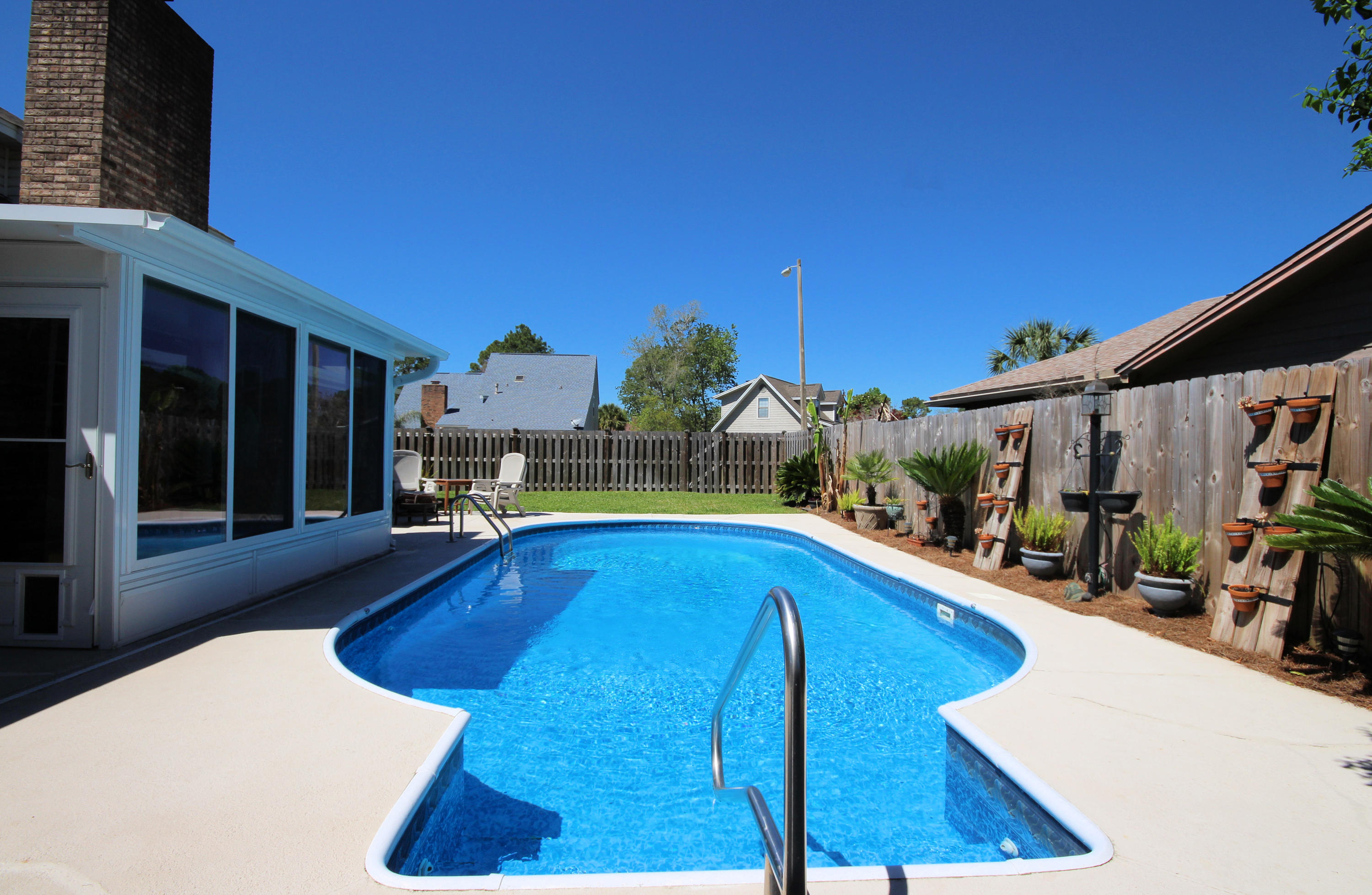 TANGLEWOOD S/D 2ND ADDN - Residential