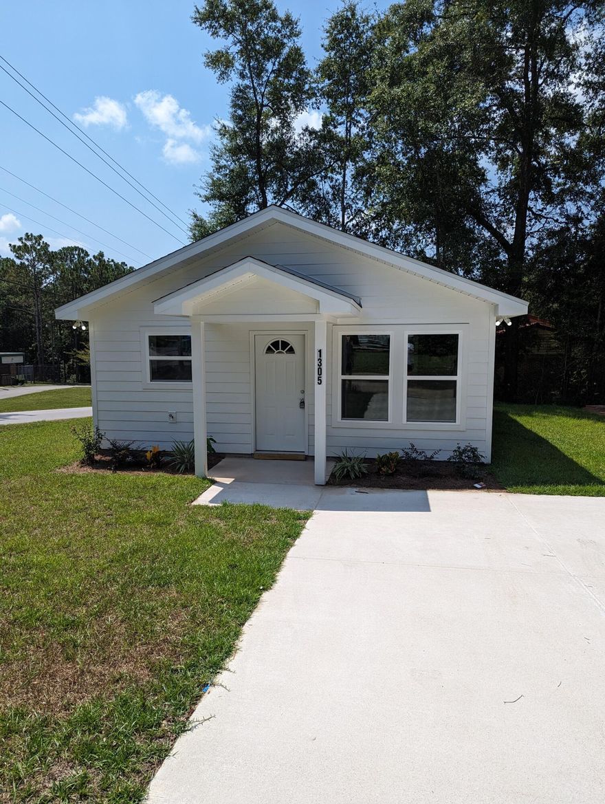 Located in the heart of downtown Crestview it is positioned perfectly for all your needs. It is larger than life with 12 ft cathedral ceilings in the kitchen/ living room and bedroom. It also has 9 ft ceilings in the bathroom and laundry room. The cabinet space in the kitchen and laundry room can rival any 1,500 sq ft home. It is weather tested up to 140 mph winds . 1 animal allowed under 50 lbs with a pet deposit.  Please call, text, or email.  850.259.6100.  talktotim.yahoo.com