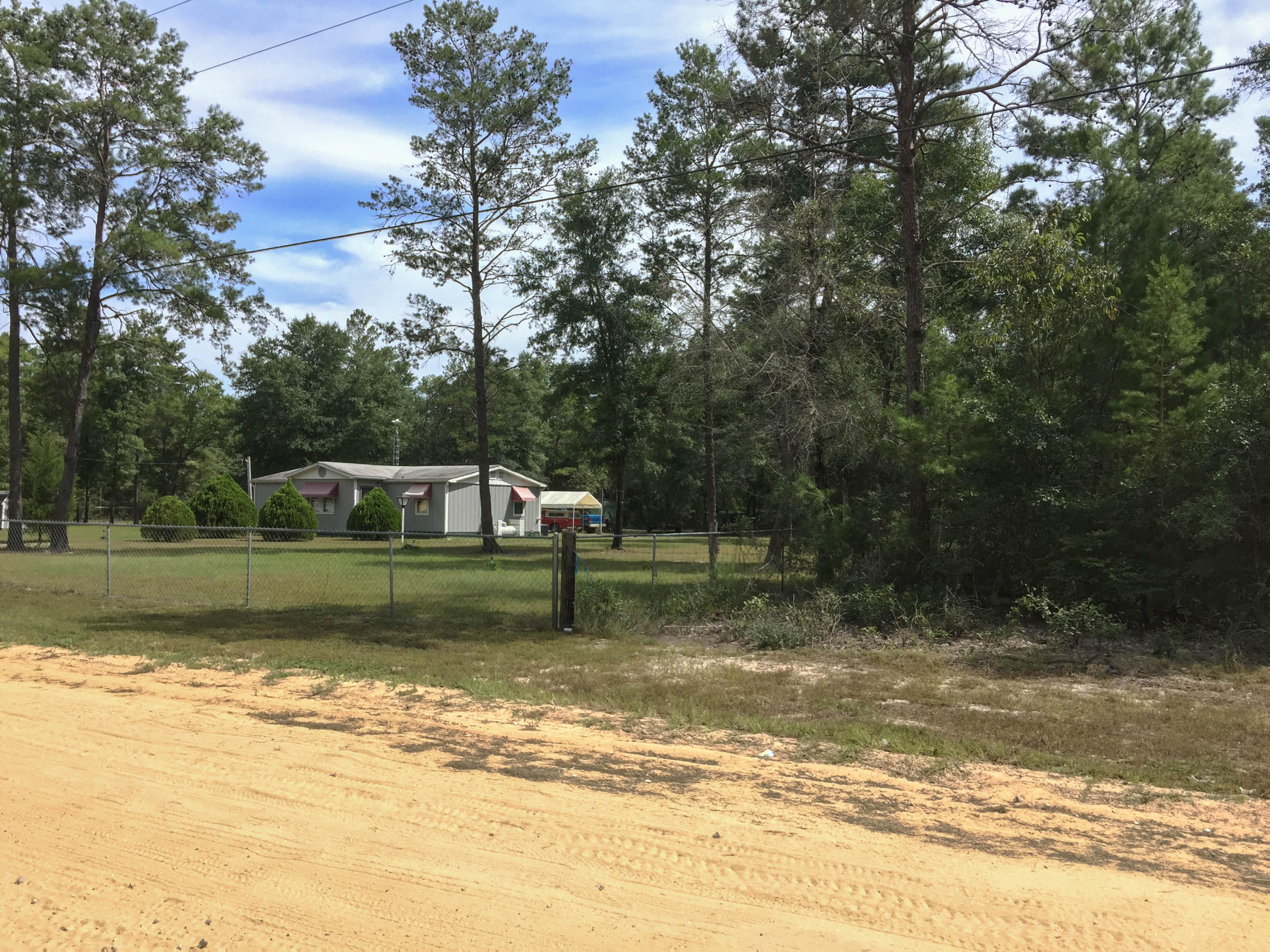 METES & BOUNDS - Land