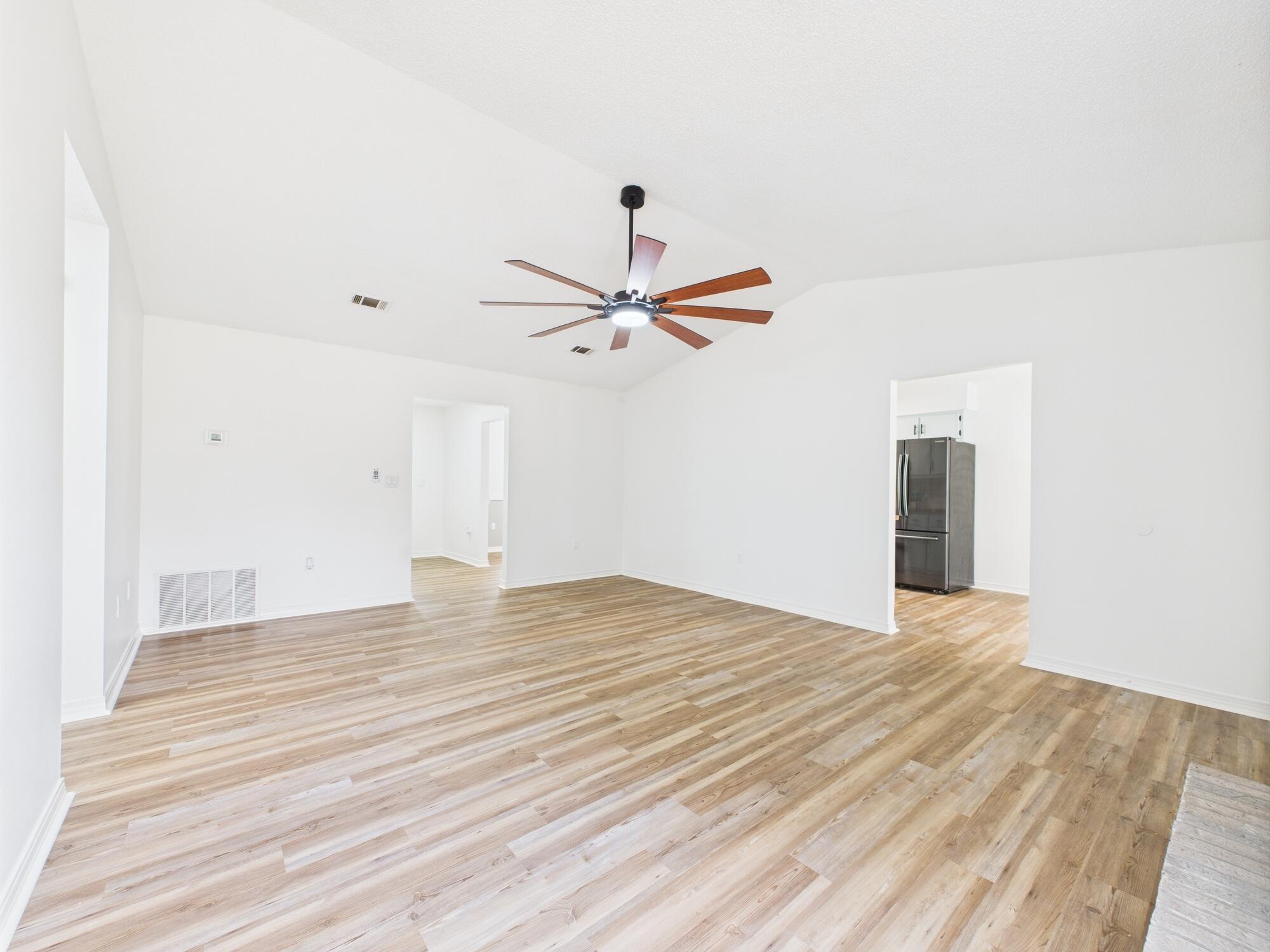 NORTHVIEW ESTATES 3RD ADDN - Residential