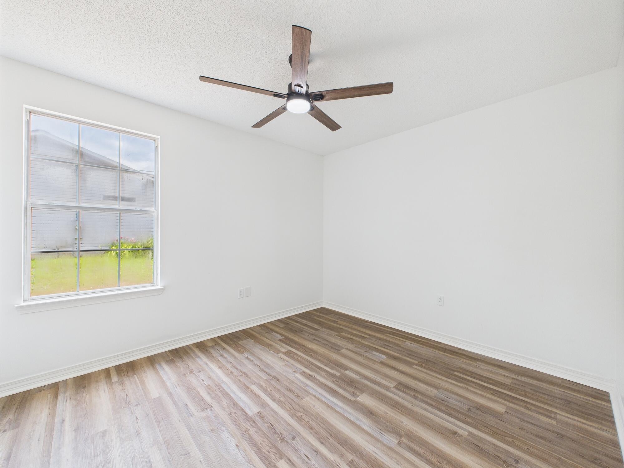 NORTHVIEW ESTATES 3RD ADDN - Residential