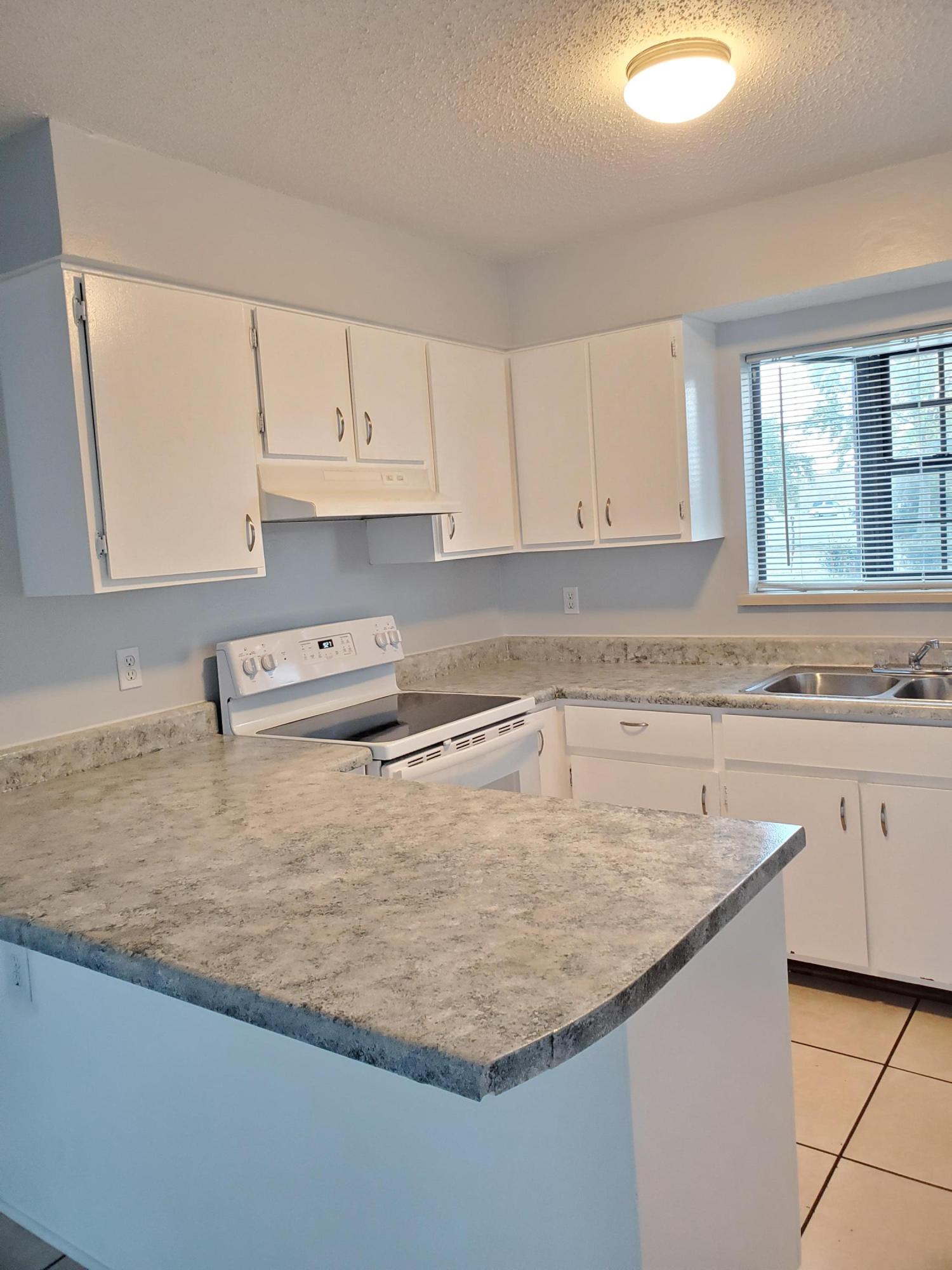 CAMBRIDGE T/H - Residential