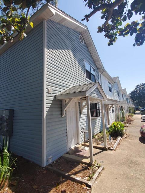 CAMBRIDGE T/H - Residential