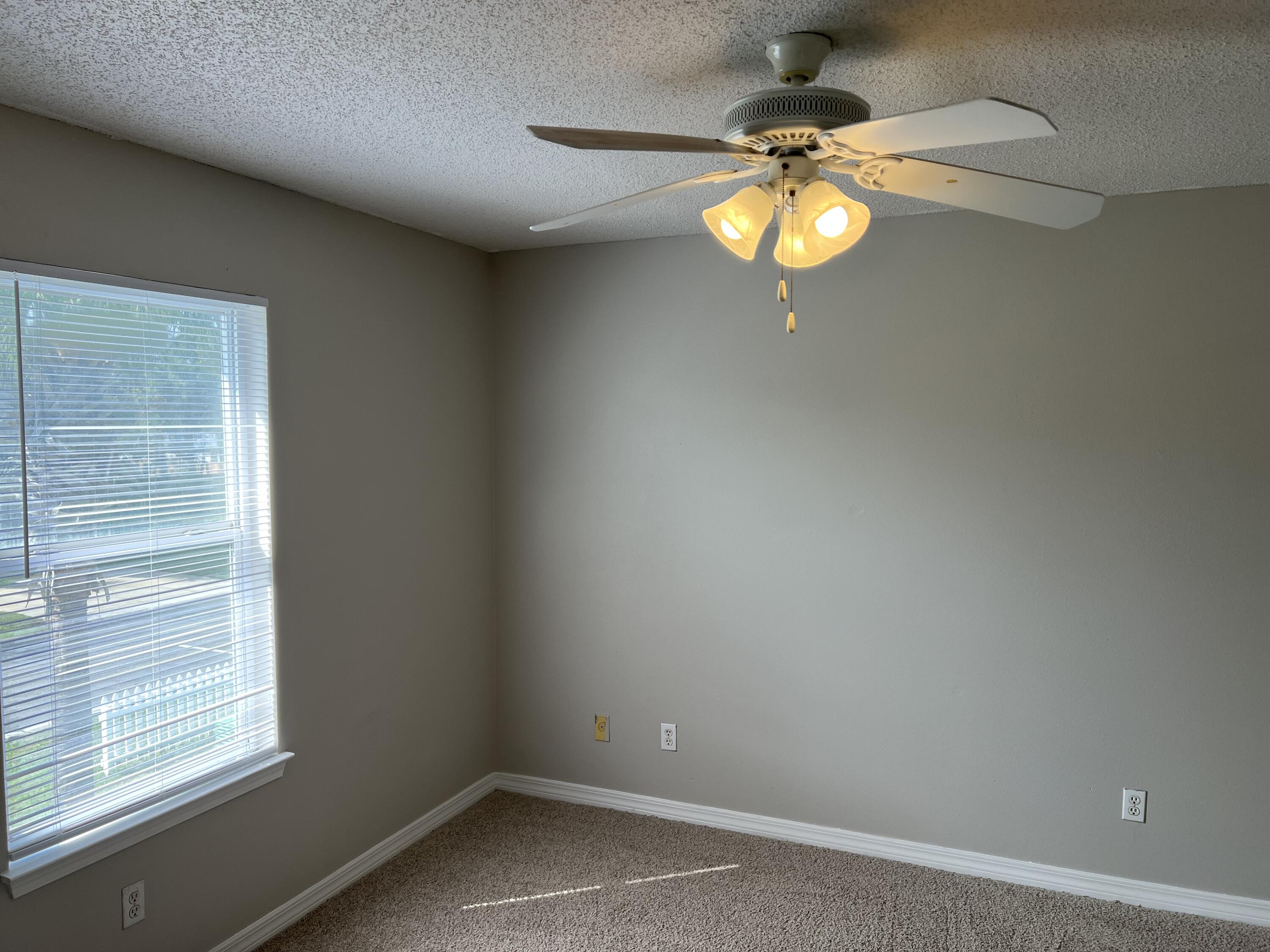 ENCHANTED ESTATES - Residential Lease