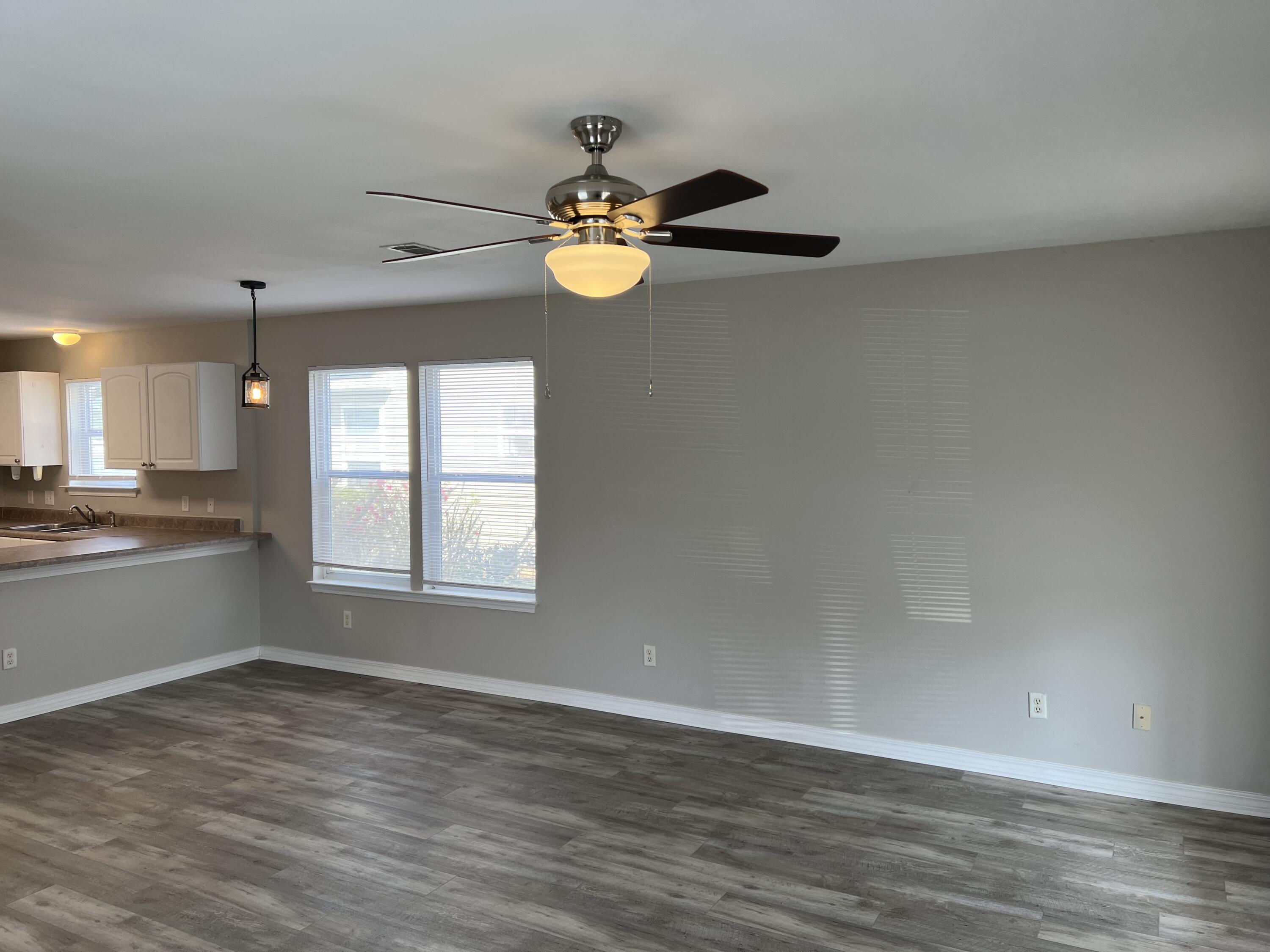 ENCHANTED ESTATES - Residential Lease