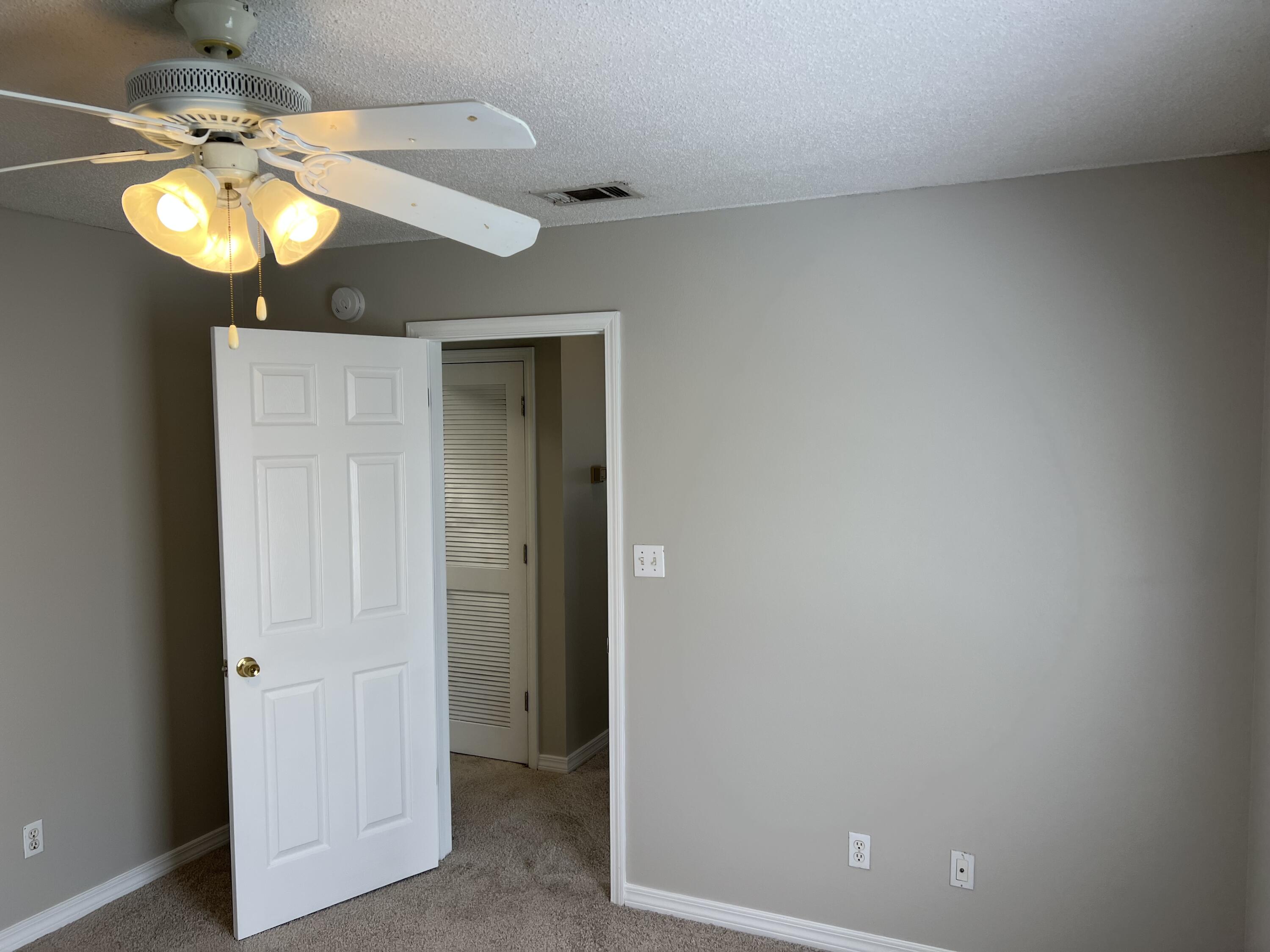 ENCHANTED ESTATES - Residential Lease