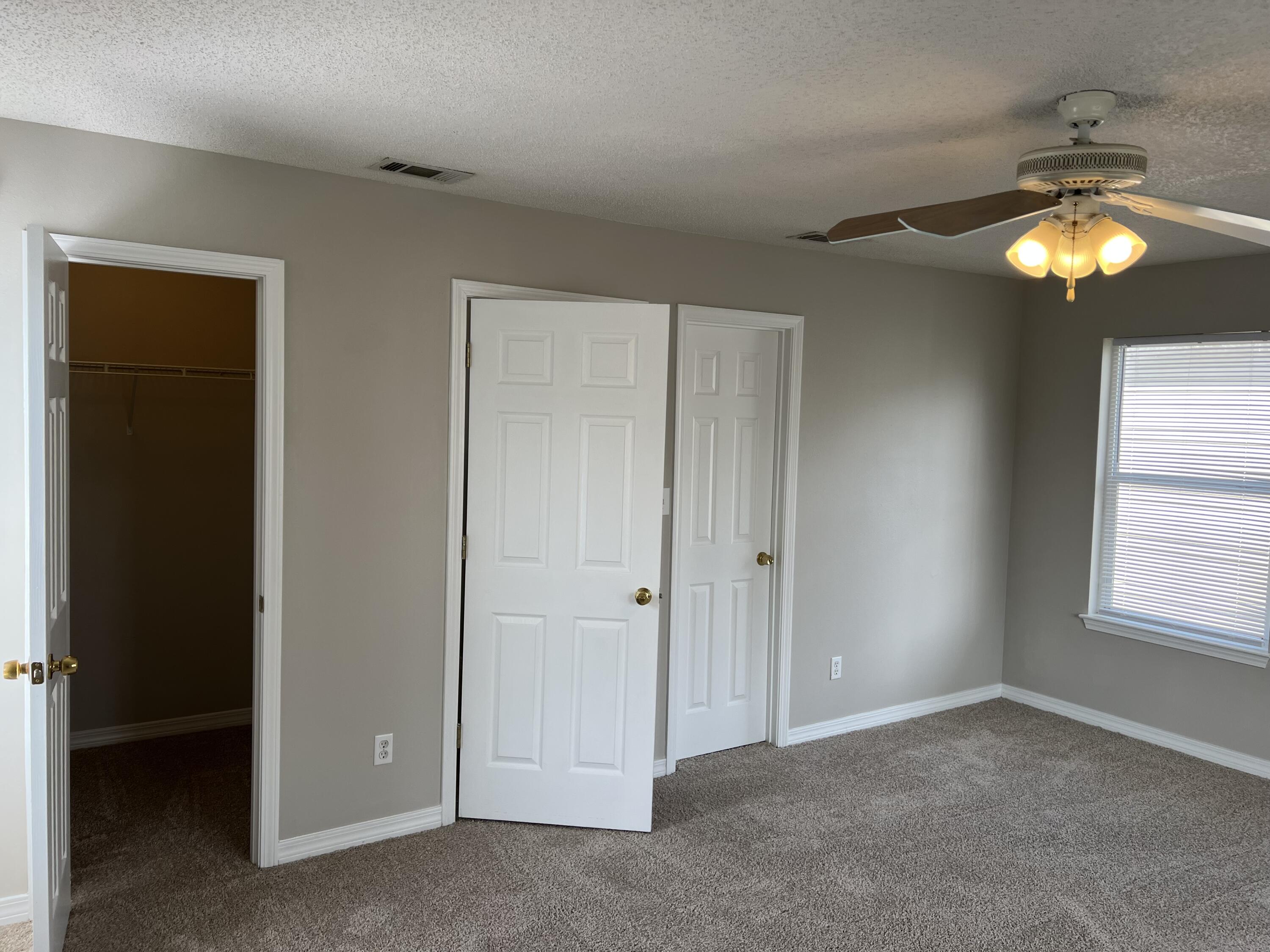 ENCHANTED ESTATES - Residential Lease