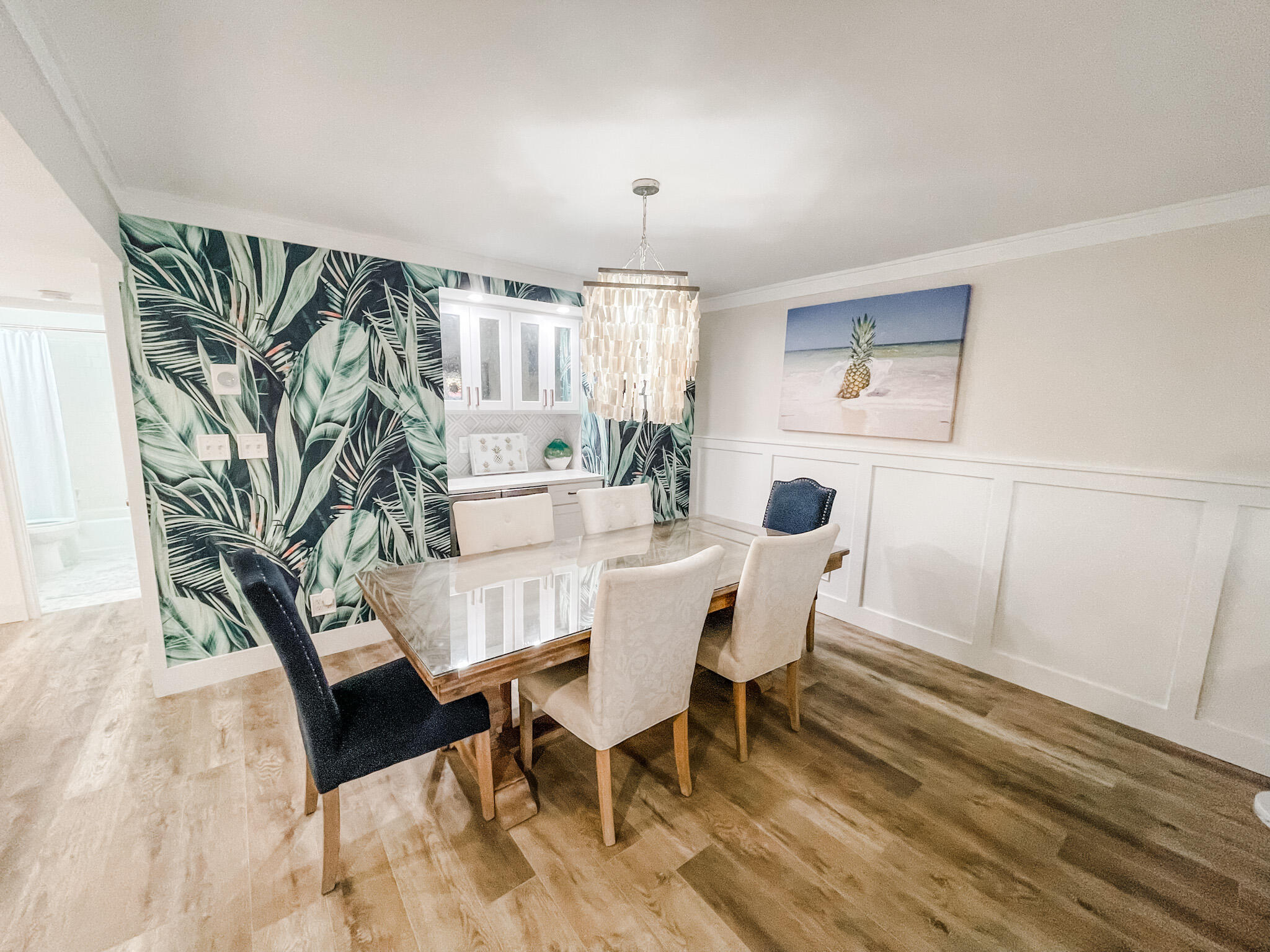 HOLIDAY SURF & RACQUET CLUB - Residential