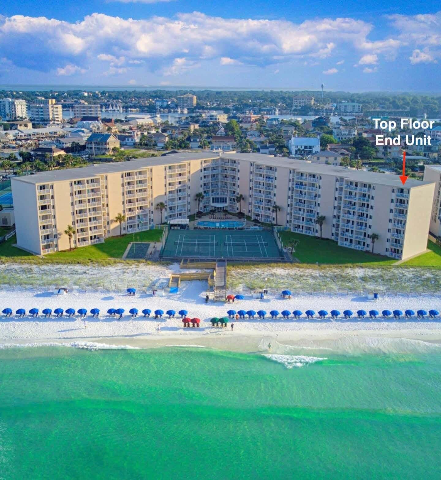 HOLIDAY SURF & RACQUET CLUB - Residential